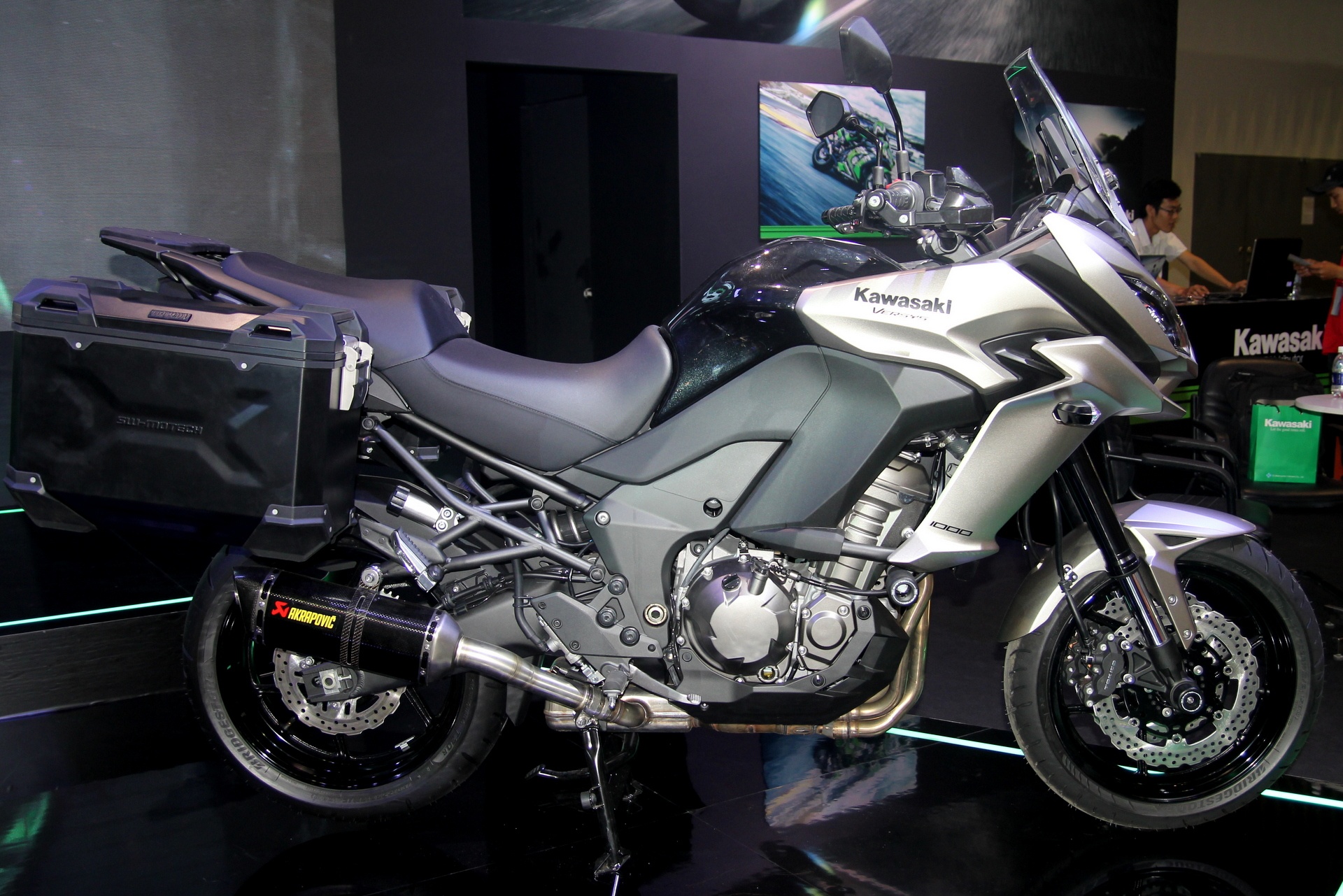 Kawasaki Versys 1000 ve Viet Nam anh 1