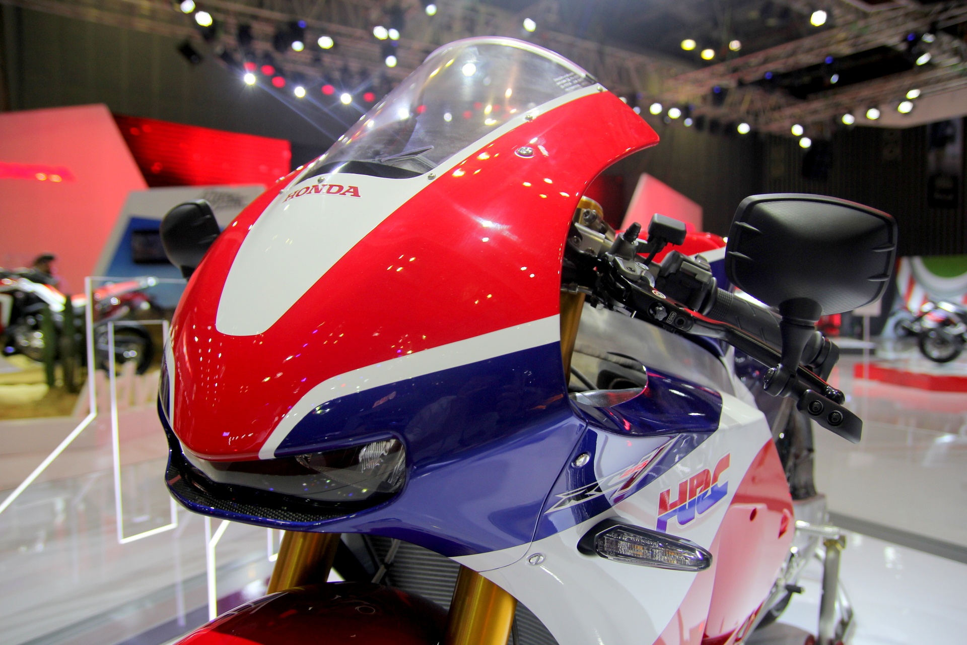 Sieu moto Honda RC213V-S tai Viet Nam anh 5