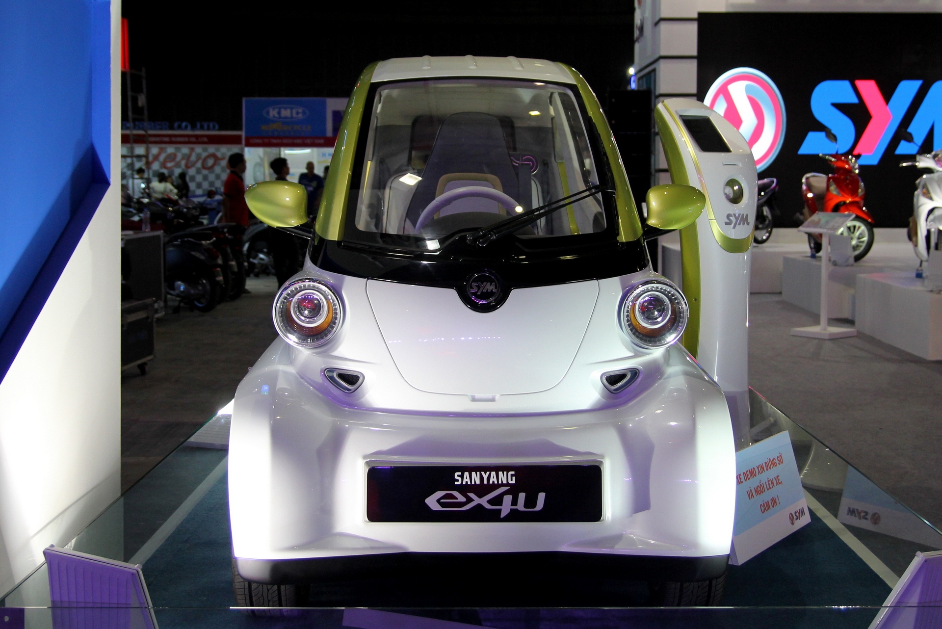 Oto dien cua SYM tai Viet Nam anh 2