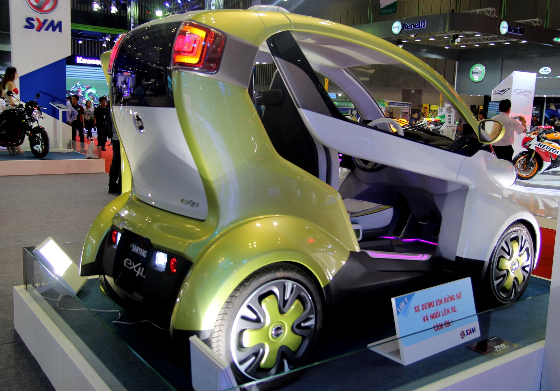 Oto dien cua SYM tai Viet Nam anh 3