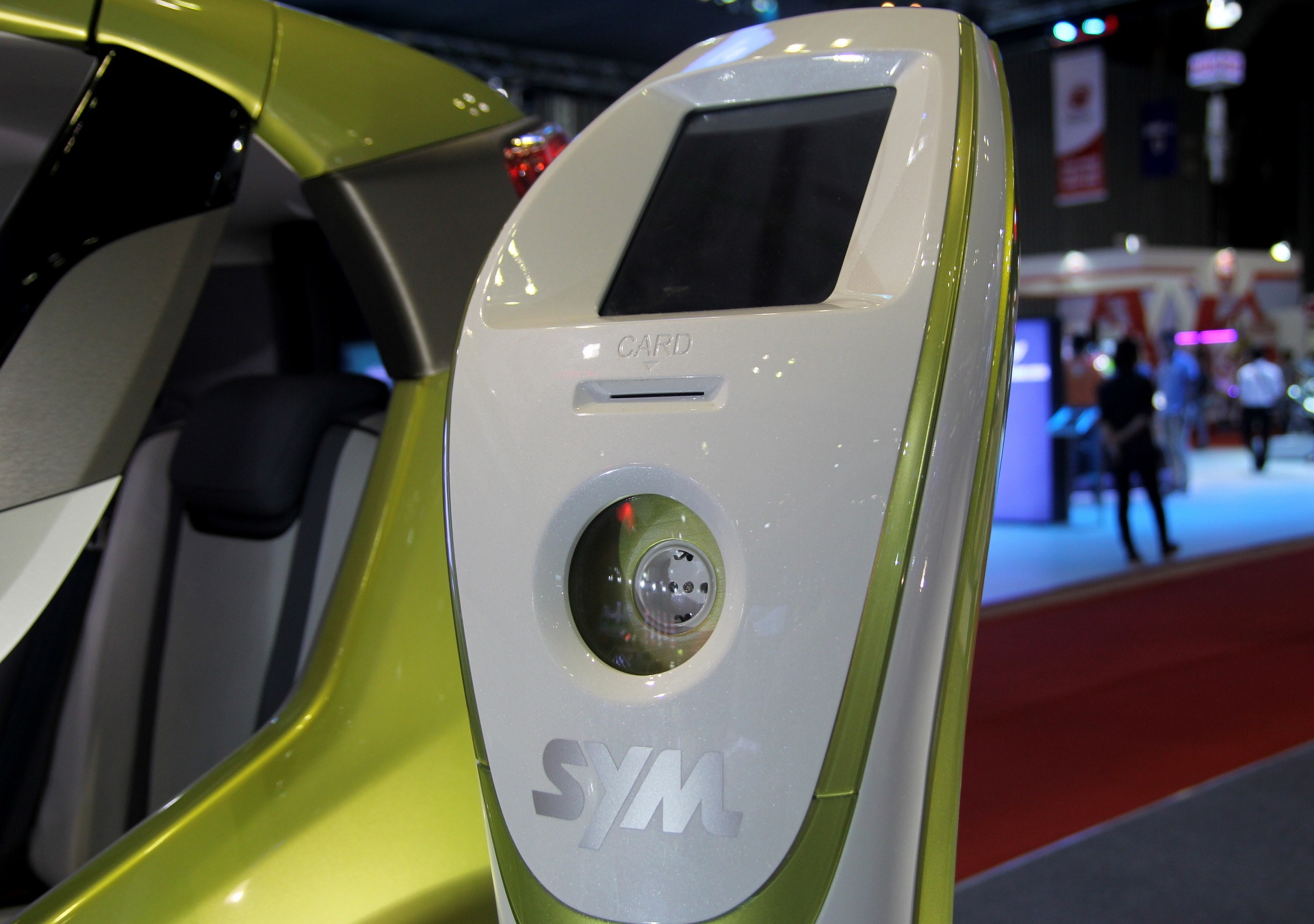 Oto dien cua SYM tai Viet Nam anh 6