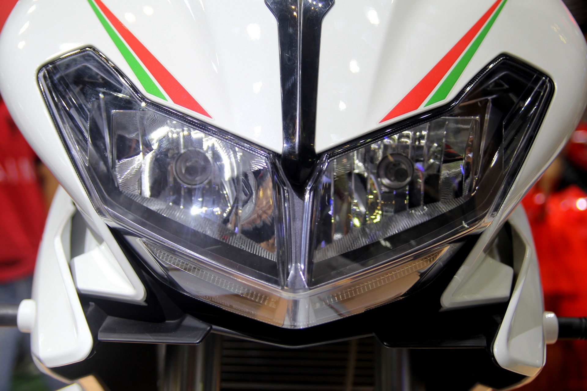 Xe con tay Benelli Tornado 302 ra mat tai Viet Nam anh 4