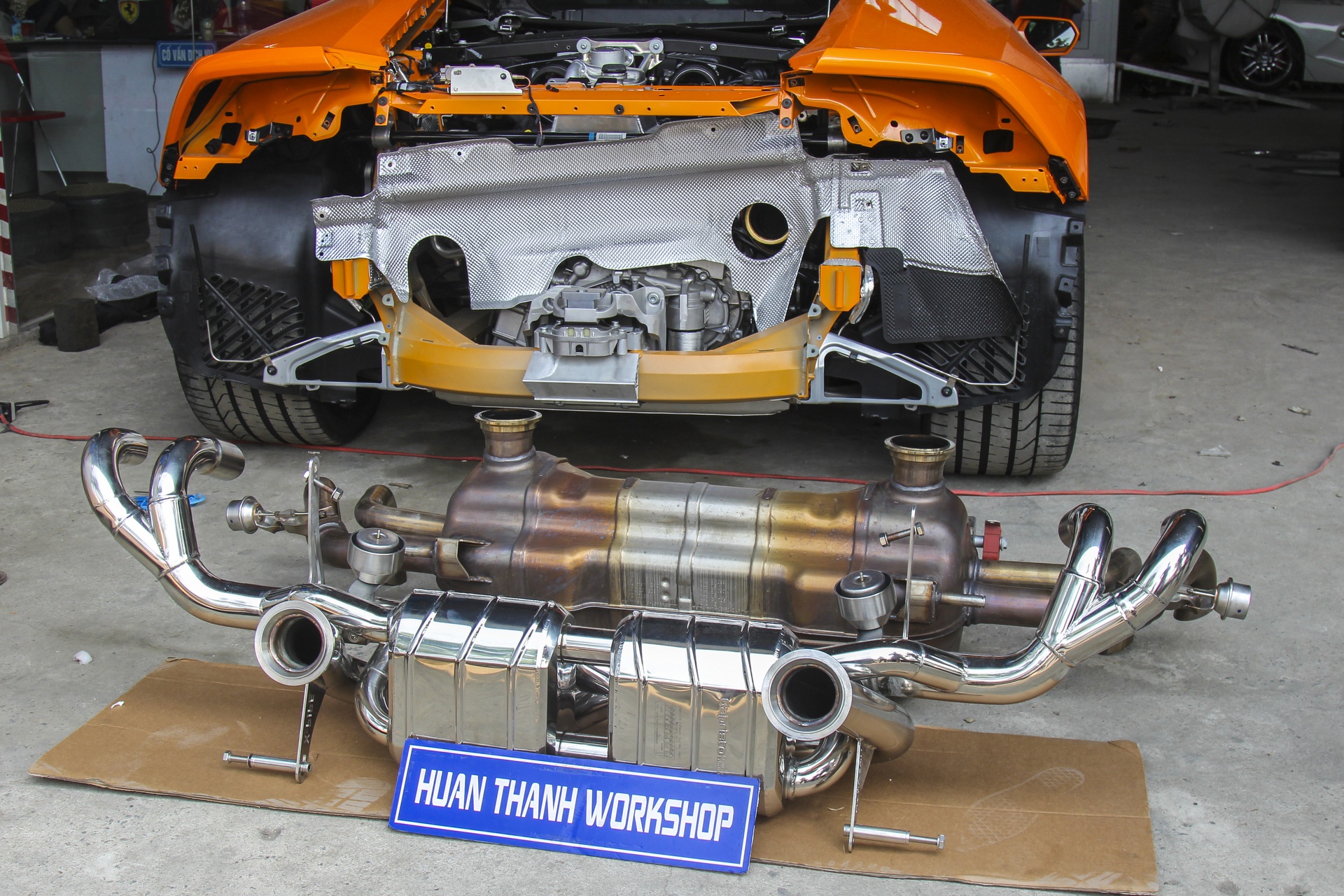 Lamborghini Huracan do po o Da Nang anh 3