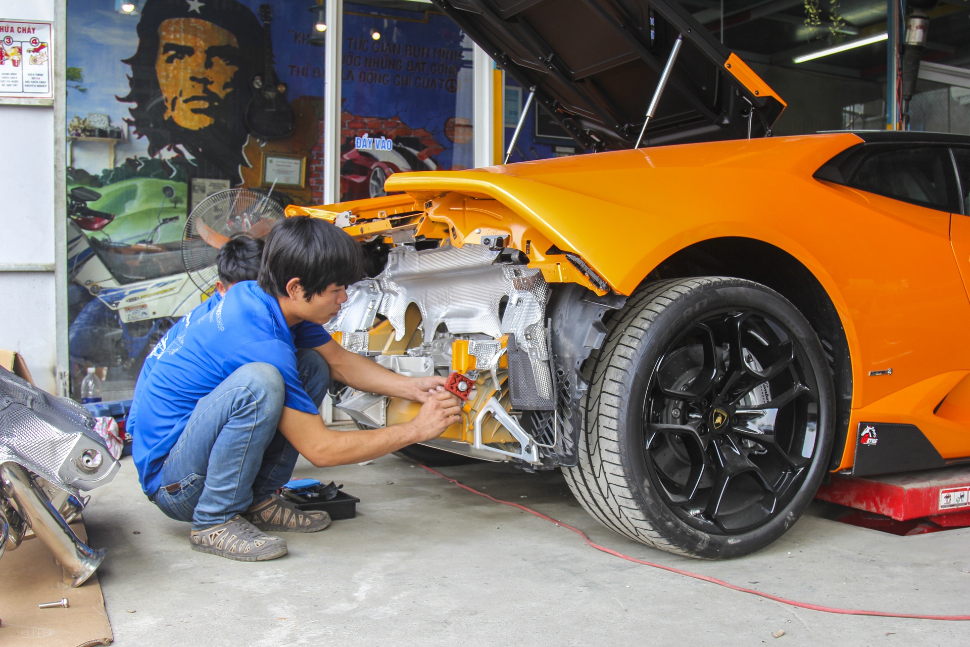 Lamborghini Huracan do po o Da Nang anh 4