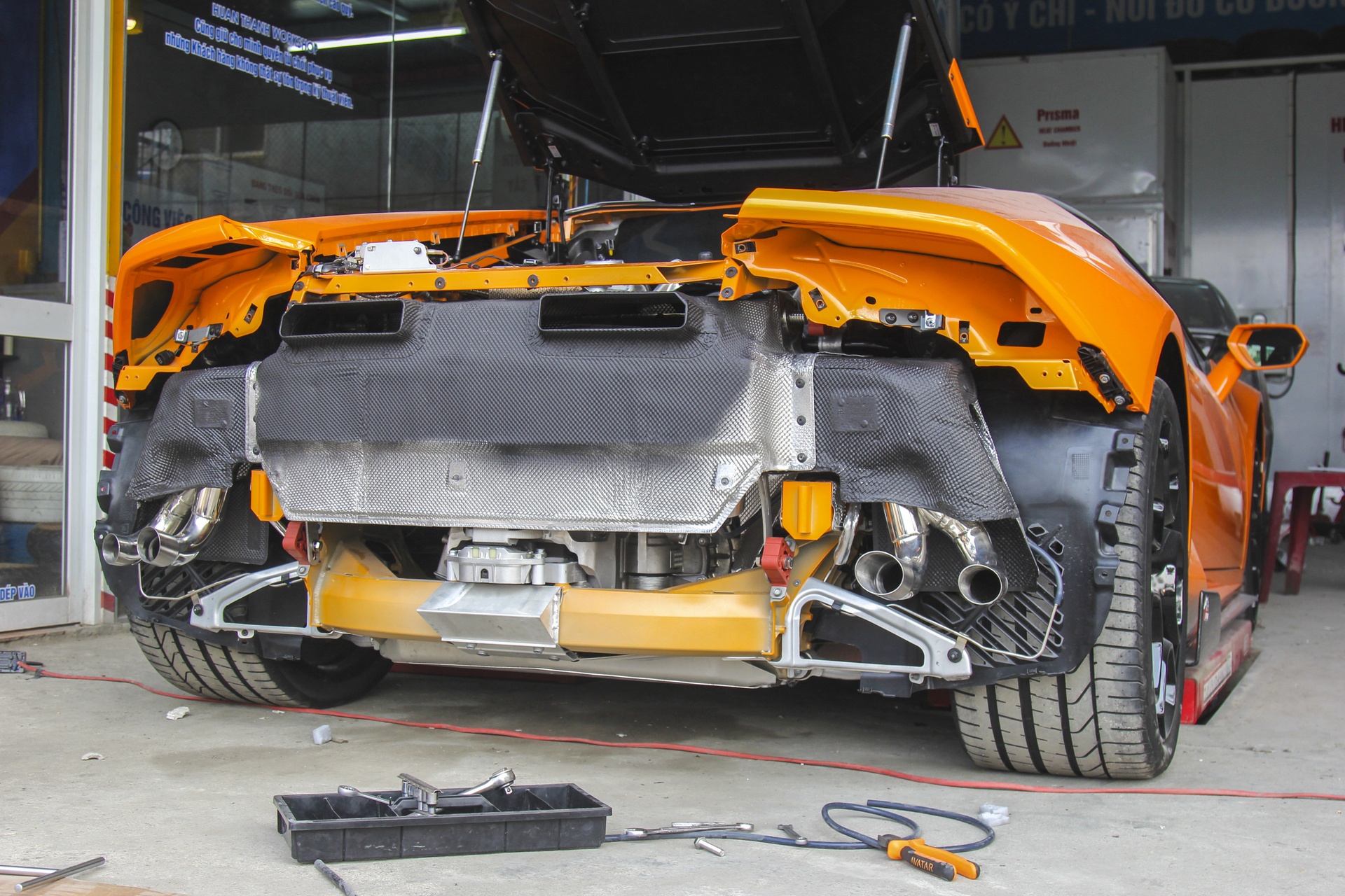 Lamborghini Huracan do po o Da Nang anh 8