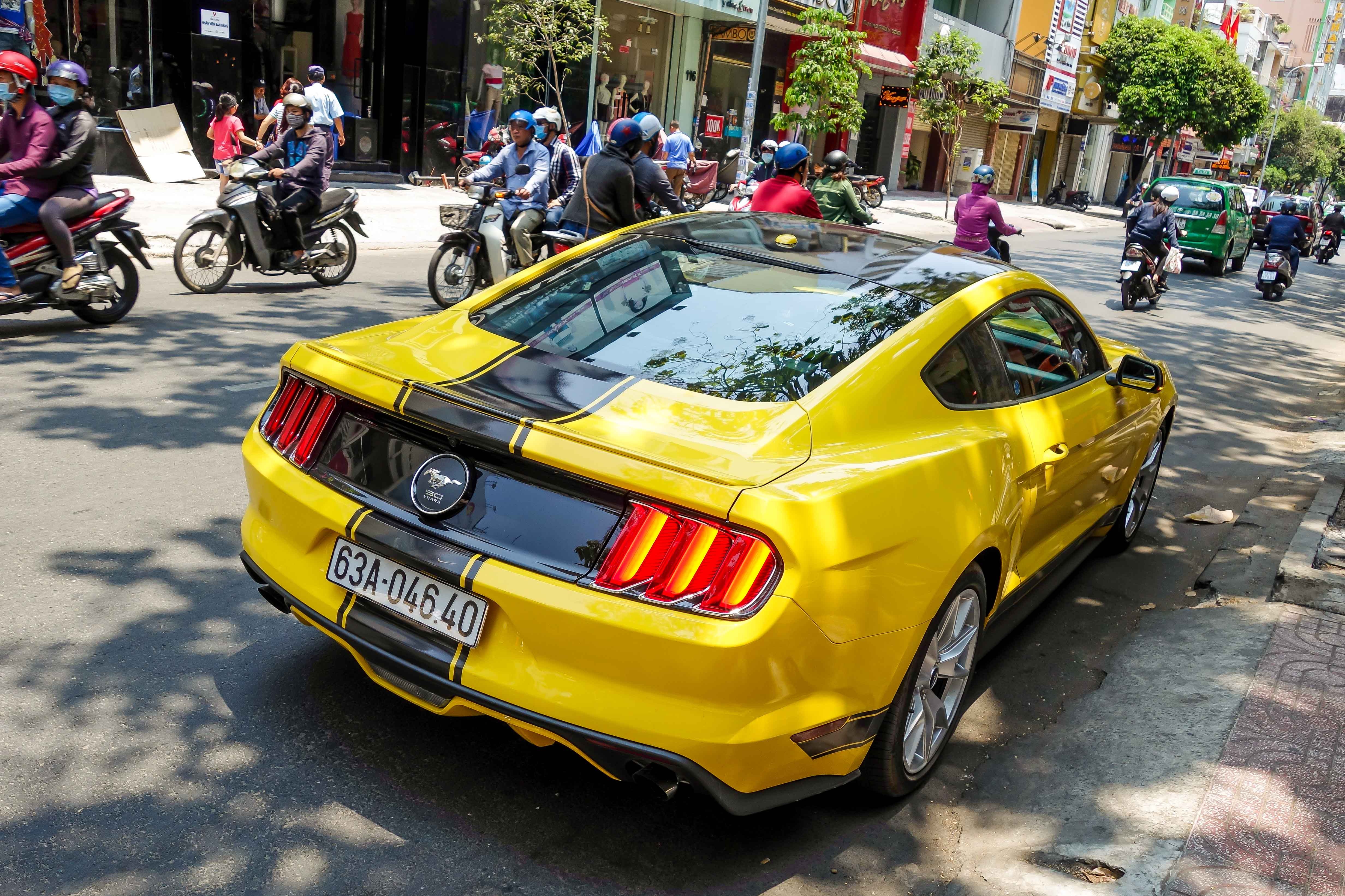 Ford Mustang ban dac biet anh 4