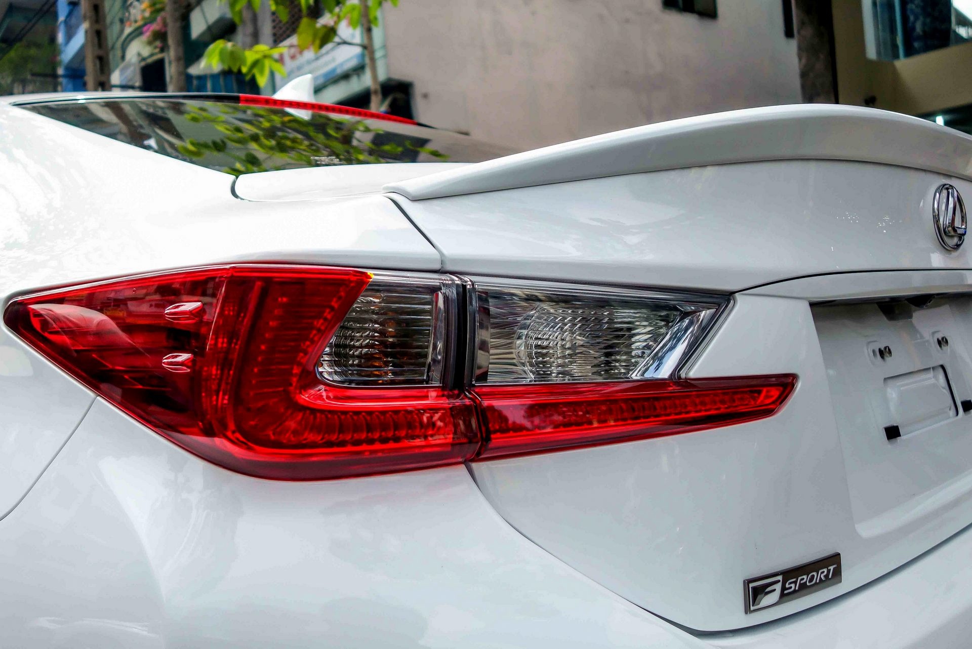 Lexus RC350 F-Sport dau tien tai Viet Nam anh 8