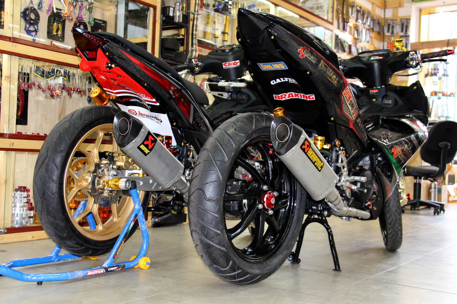 Exciter do carbon o Sai Gon anh 2