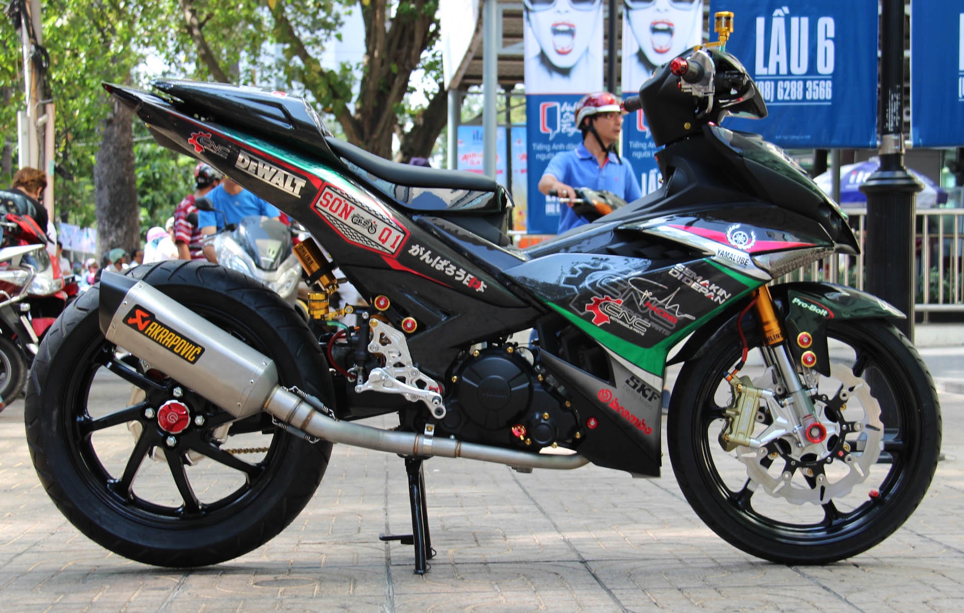 Exciter do carbon o Sai Gon anh 3