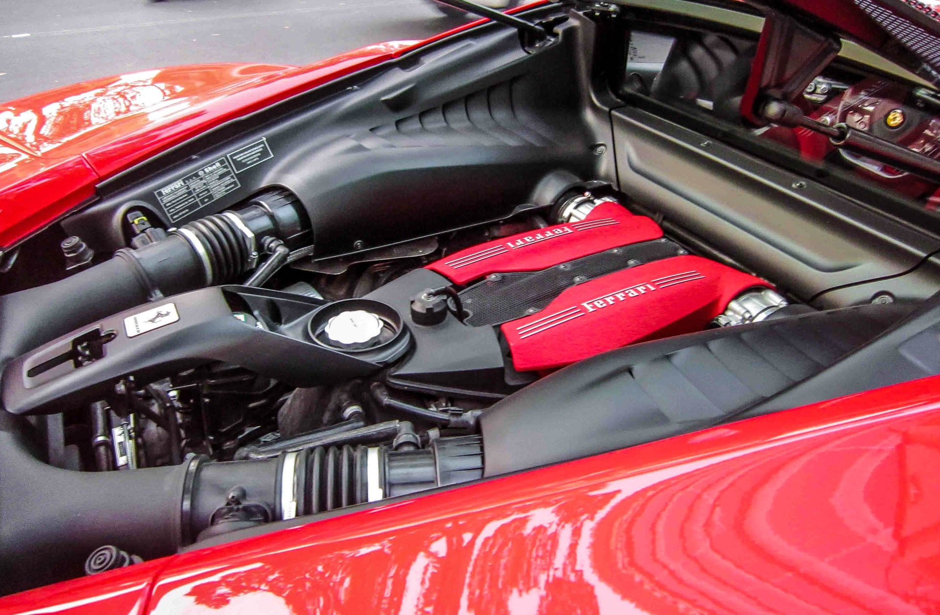 Sieu xe Ferrari 488 GTB ve Viet Nam anh 3