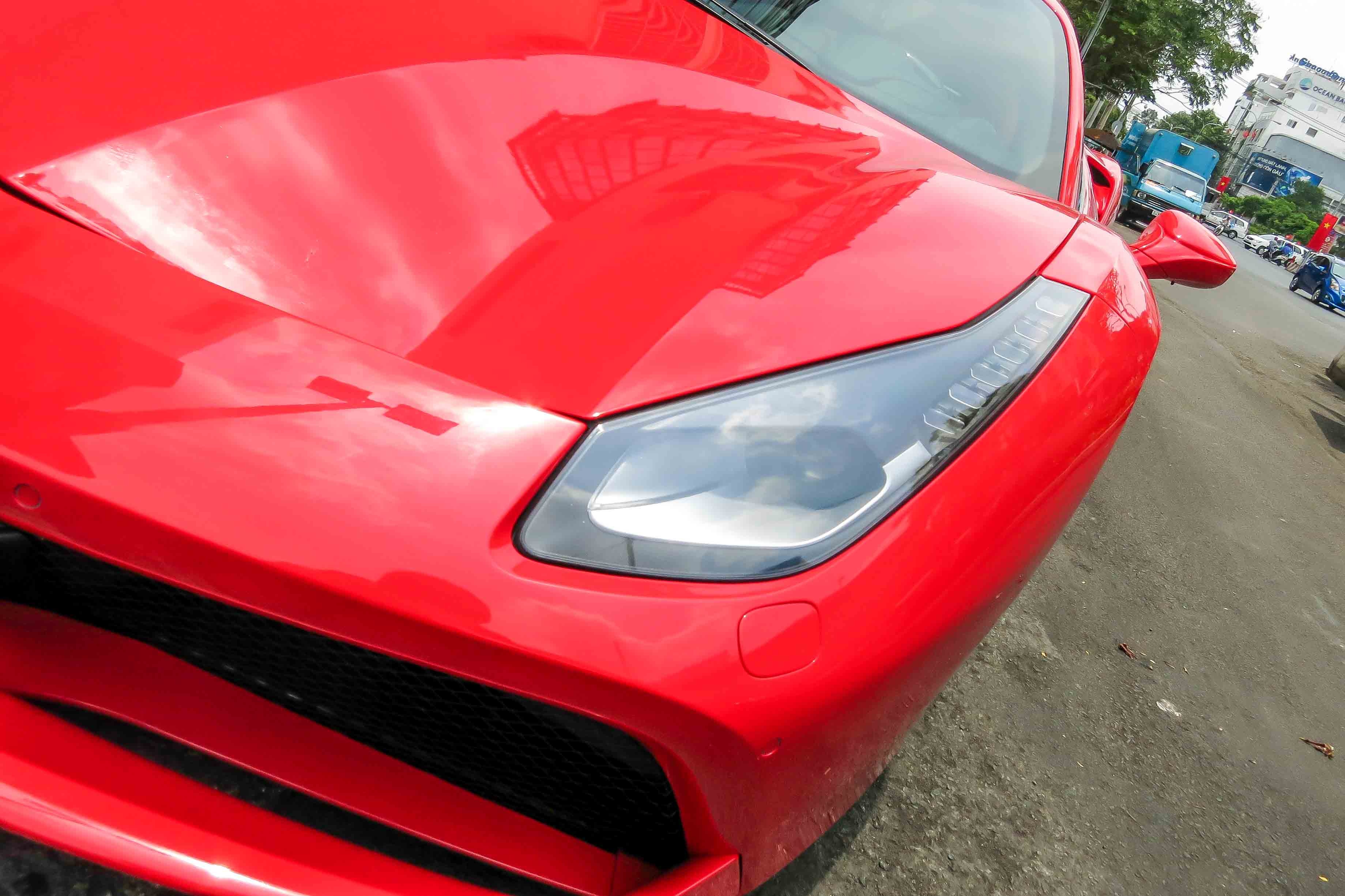 Sieu xe Ferrari 488 Sai Gon anh 8