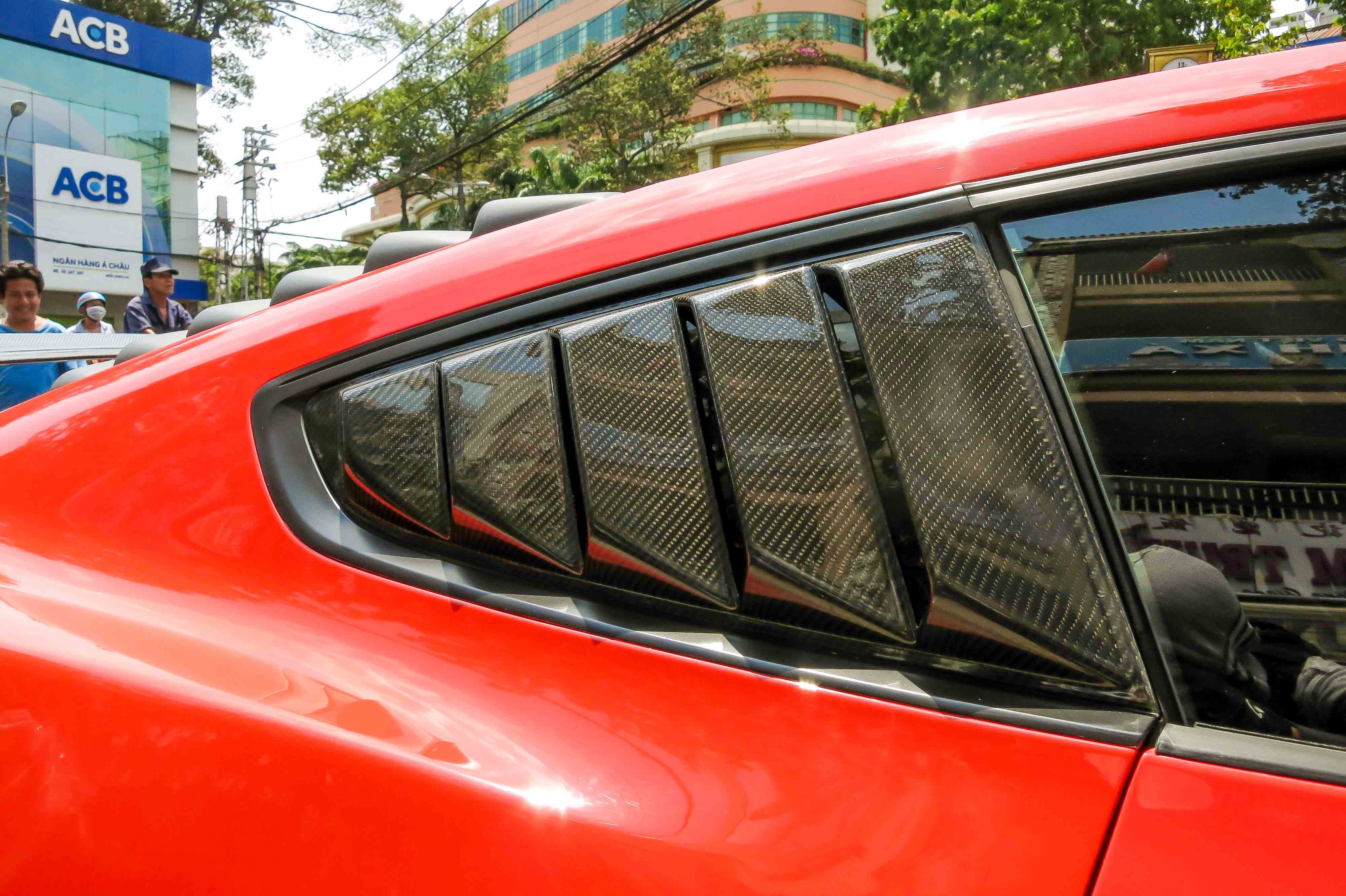 Ford Mustang 2015 do ham ho o Sai Gon anh 11