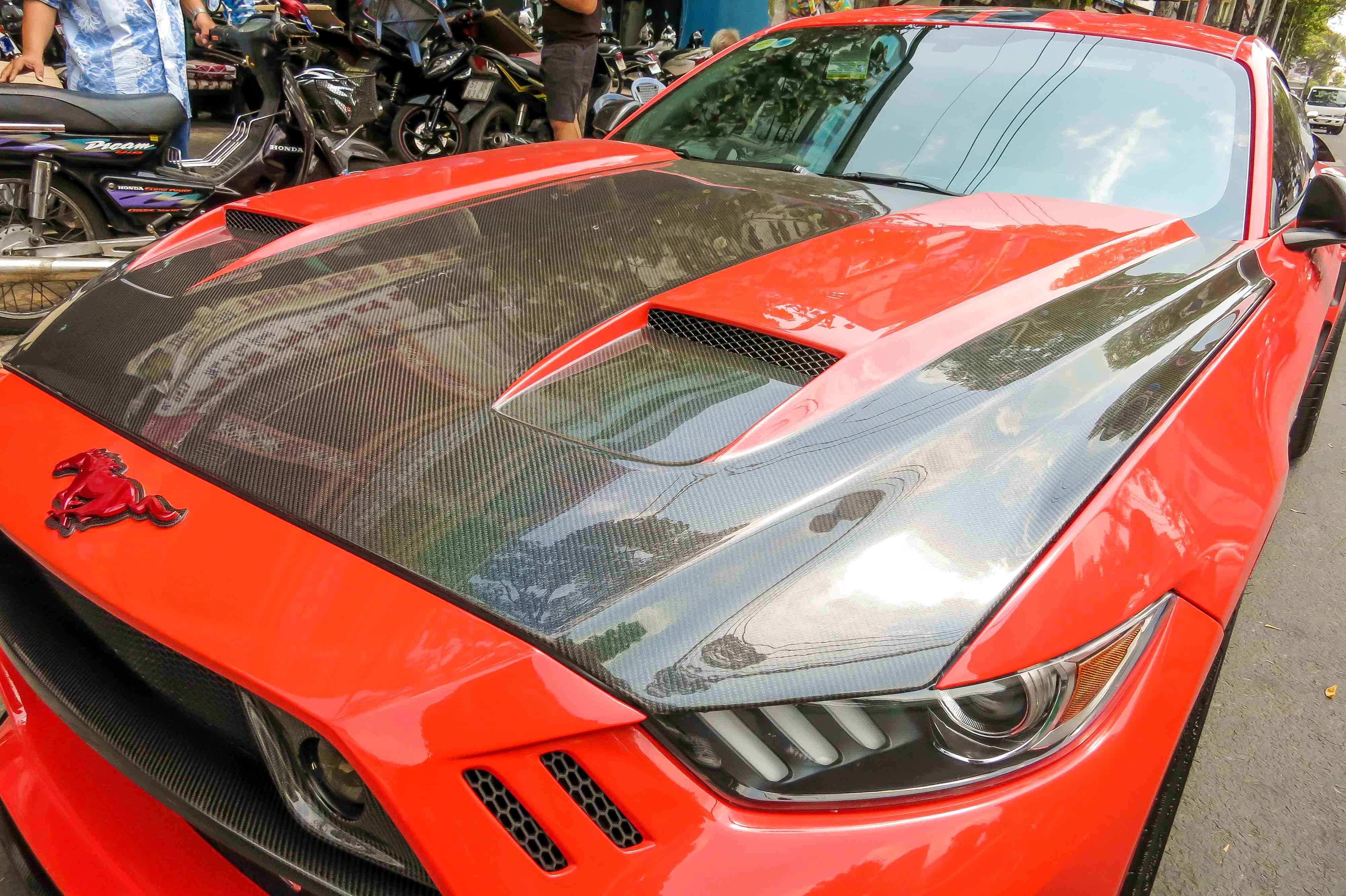 Ford Mustang 2015 do ham ho o Sai Gon anh 5