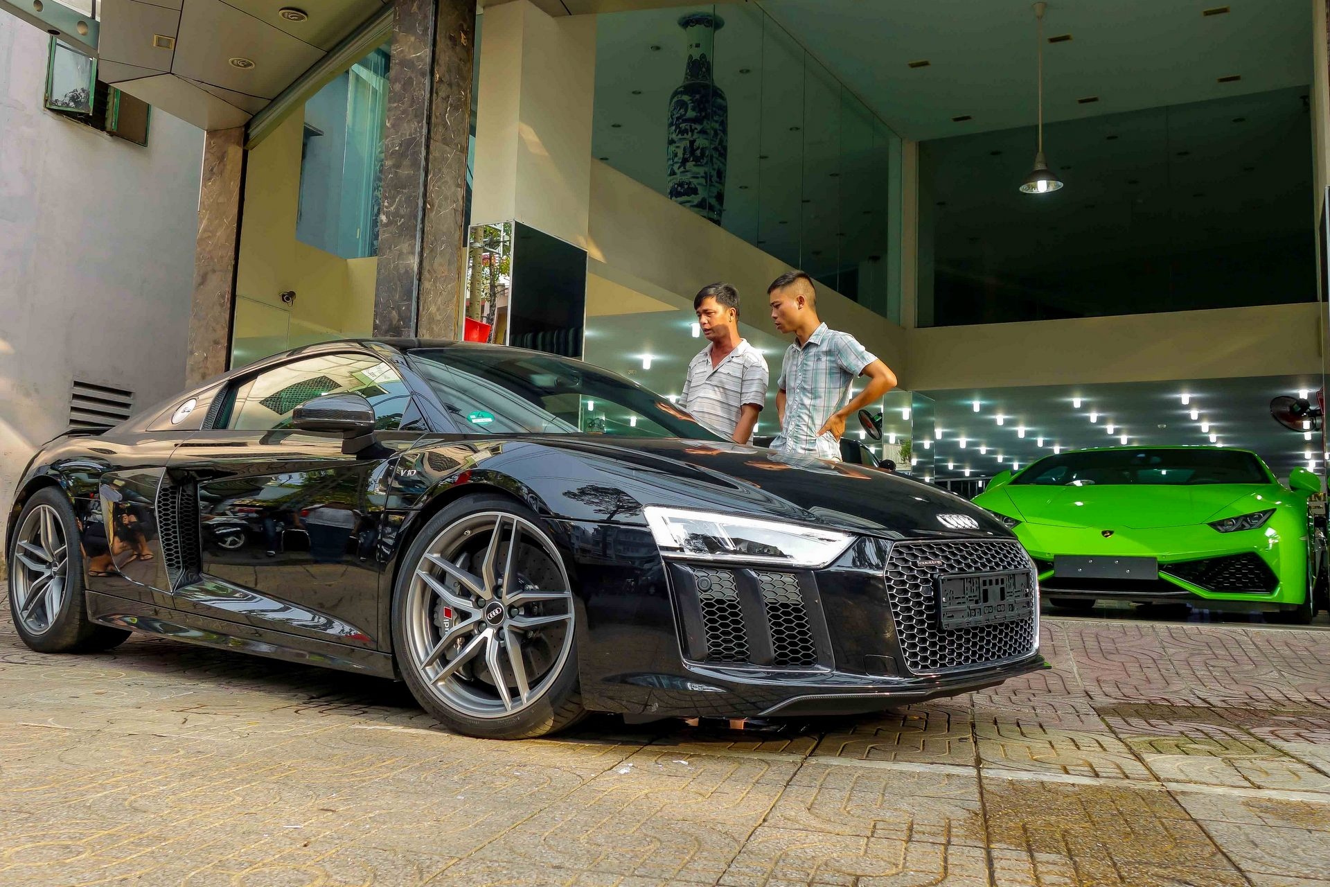 Sieu xe Audi R8 V10 Plus 2016 anh 13