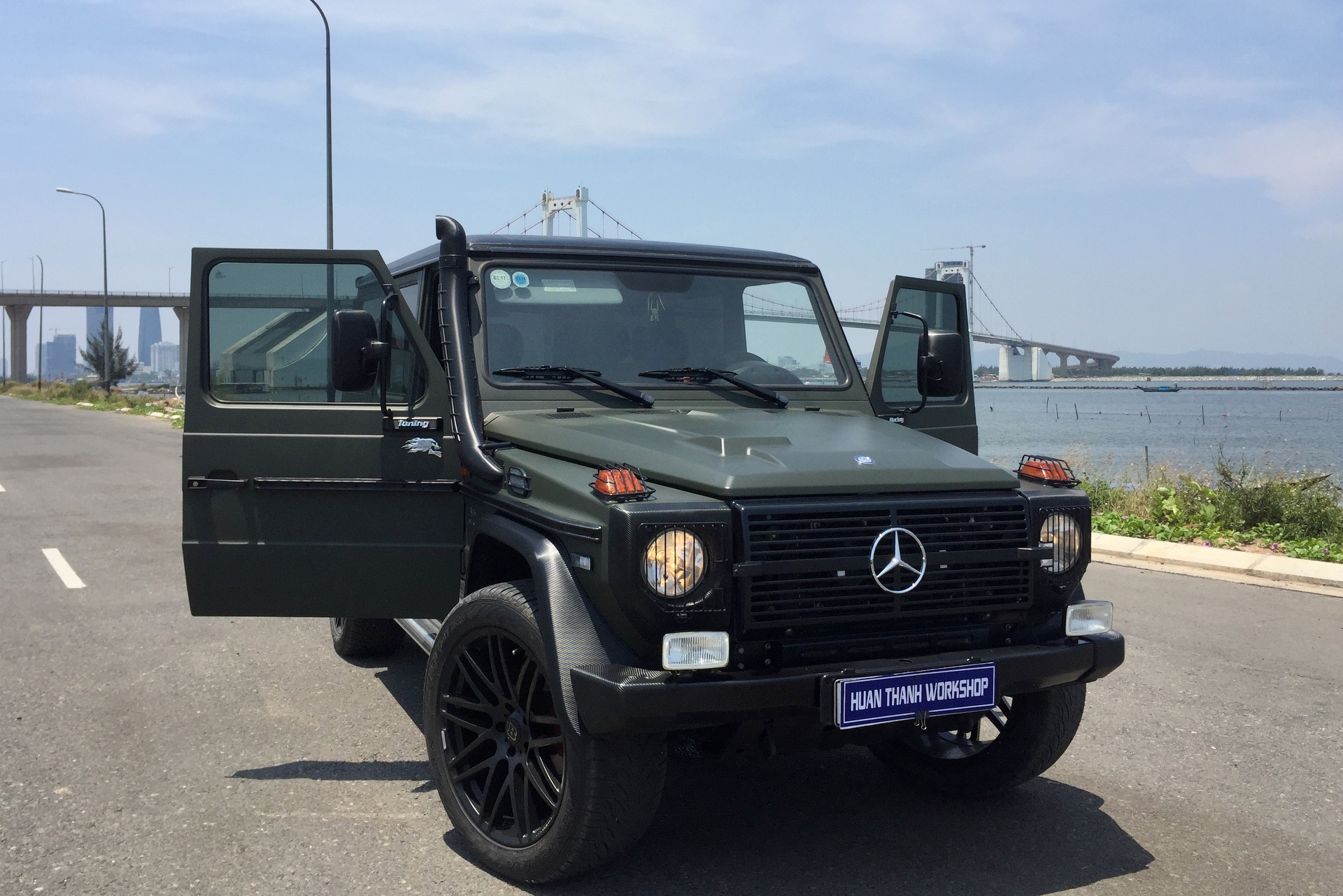 Mercedes G Class 4,9 ty do kieu quan doi cua tho Da Nang hinh anh