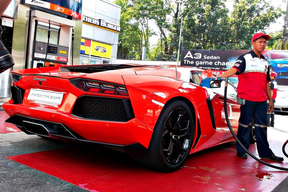 Gia sieu xe Aventador Viet Nam anh 3