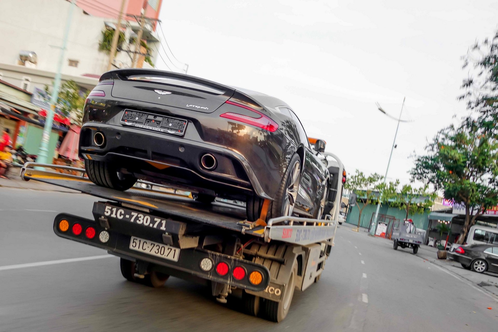 Sieu xe Aston Martin Vanquish Viet Nam anh 8