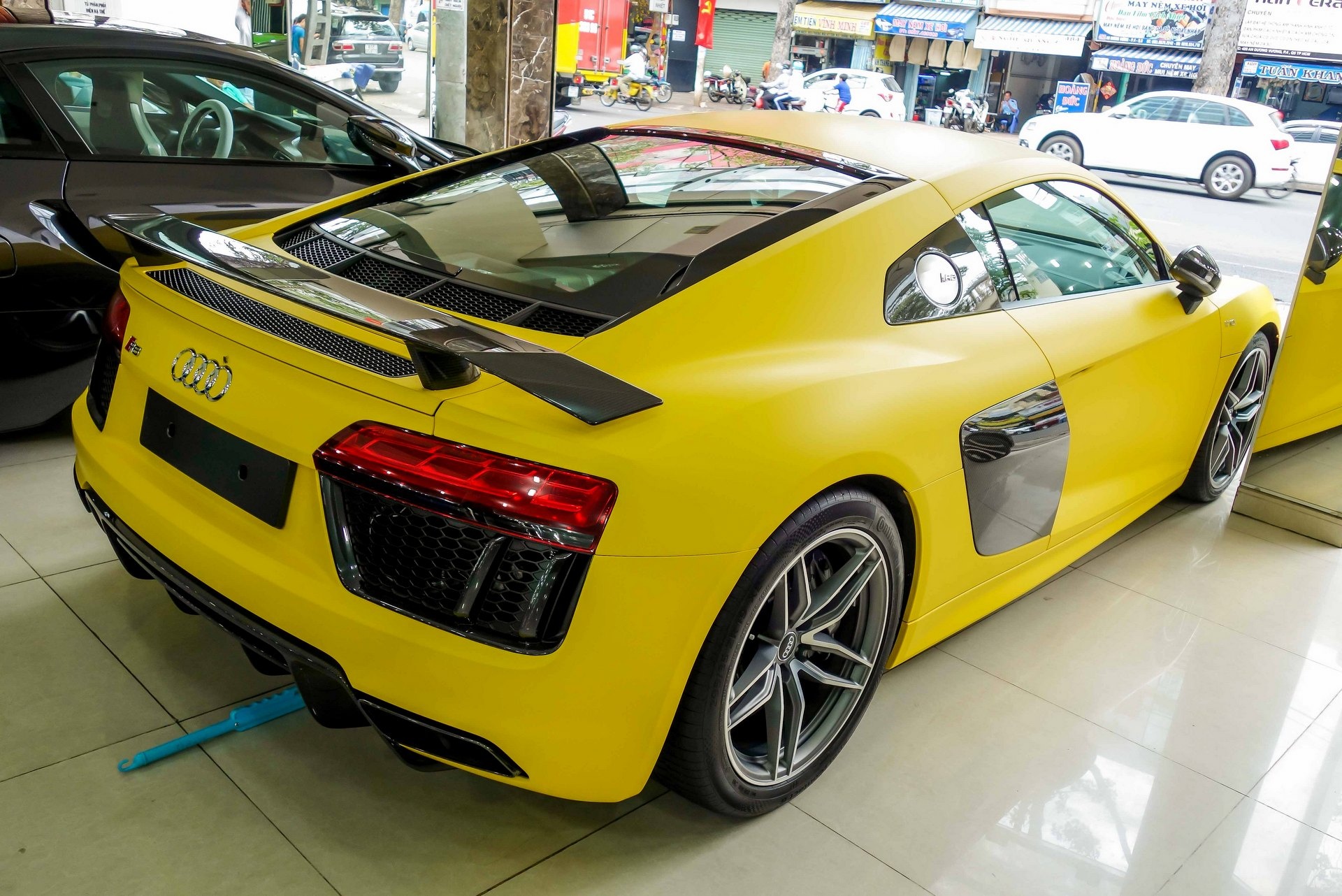 Sieu xe Audi R8 V10 Plus vang nham duy nhat Viet Nam hinh anh