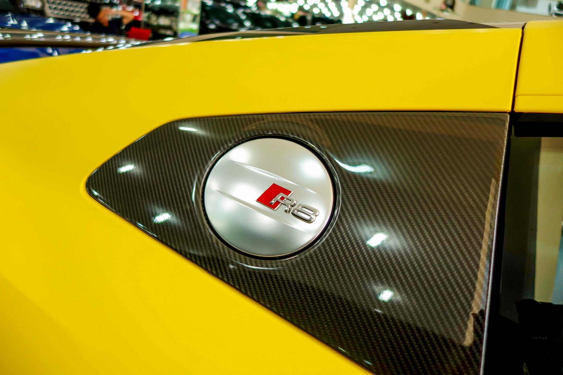 Sieu xe Audi R8 V10 Plus tai Viet Nam anh 8