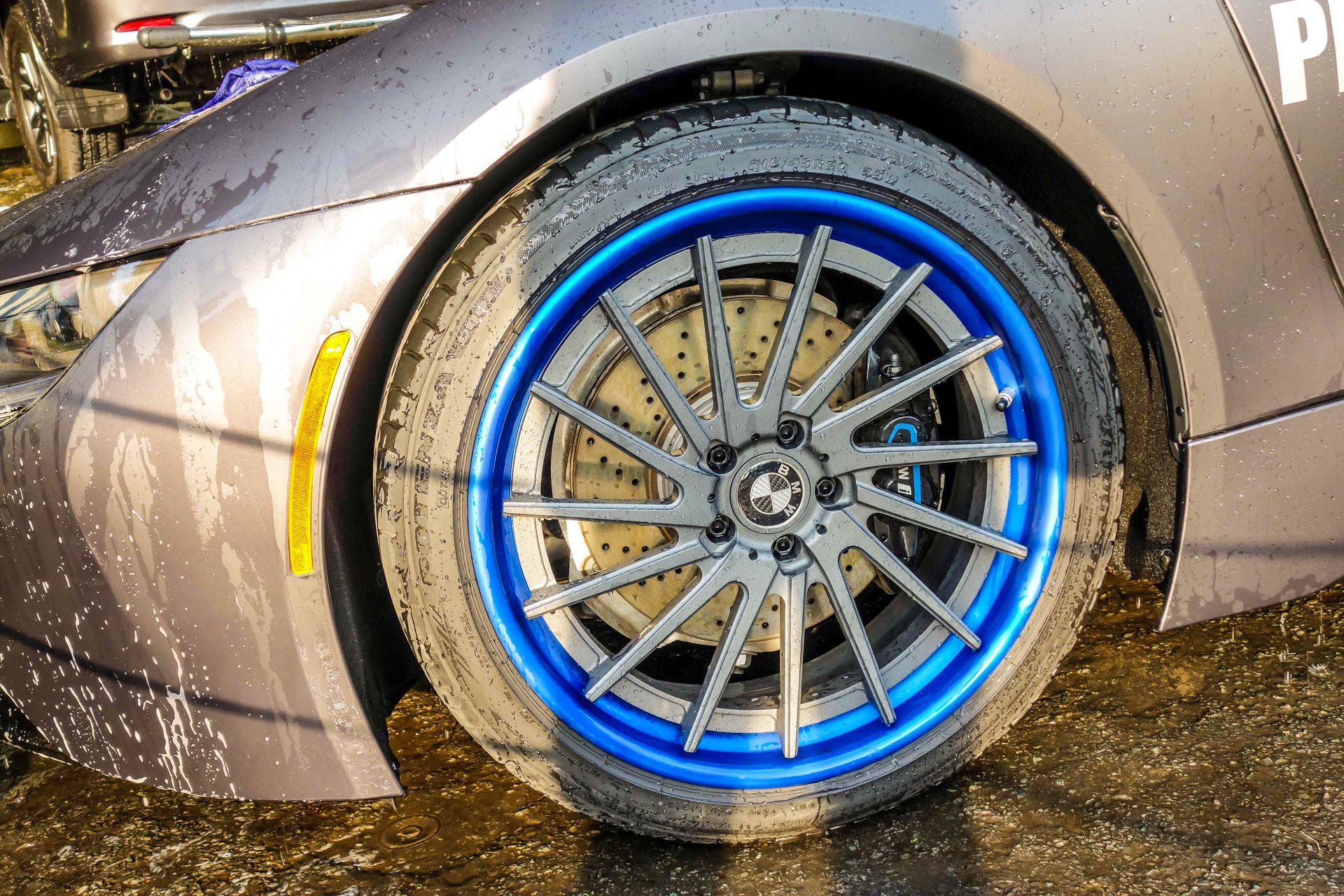 BMW i8 độ decal ở Sài Gòn ảnh 6 BMW i8 do decal o Sai Gon anh 6