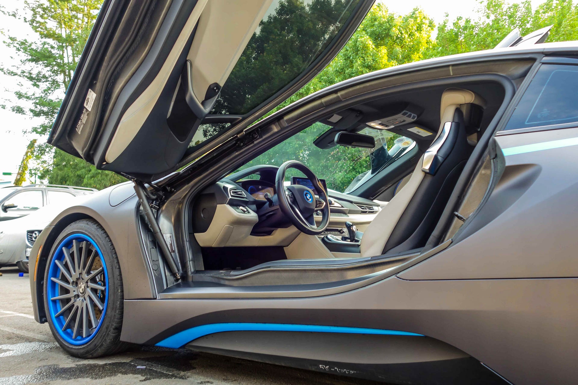 BMW i8 độ decal ở Sài Gòn ảnh 9 BMW i8 do decal o Sai Gon anh 9