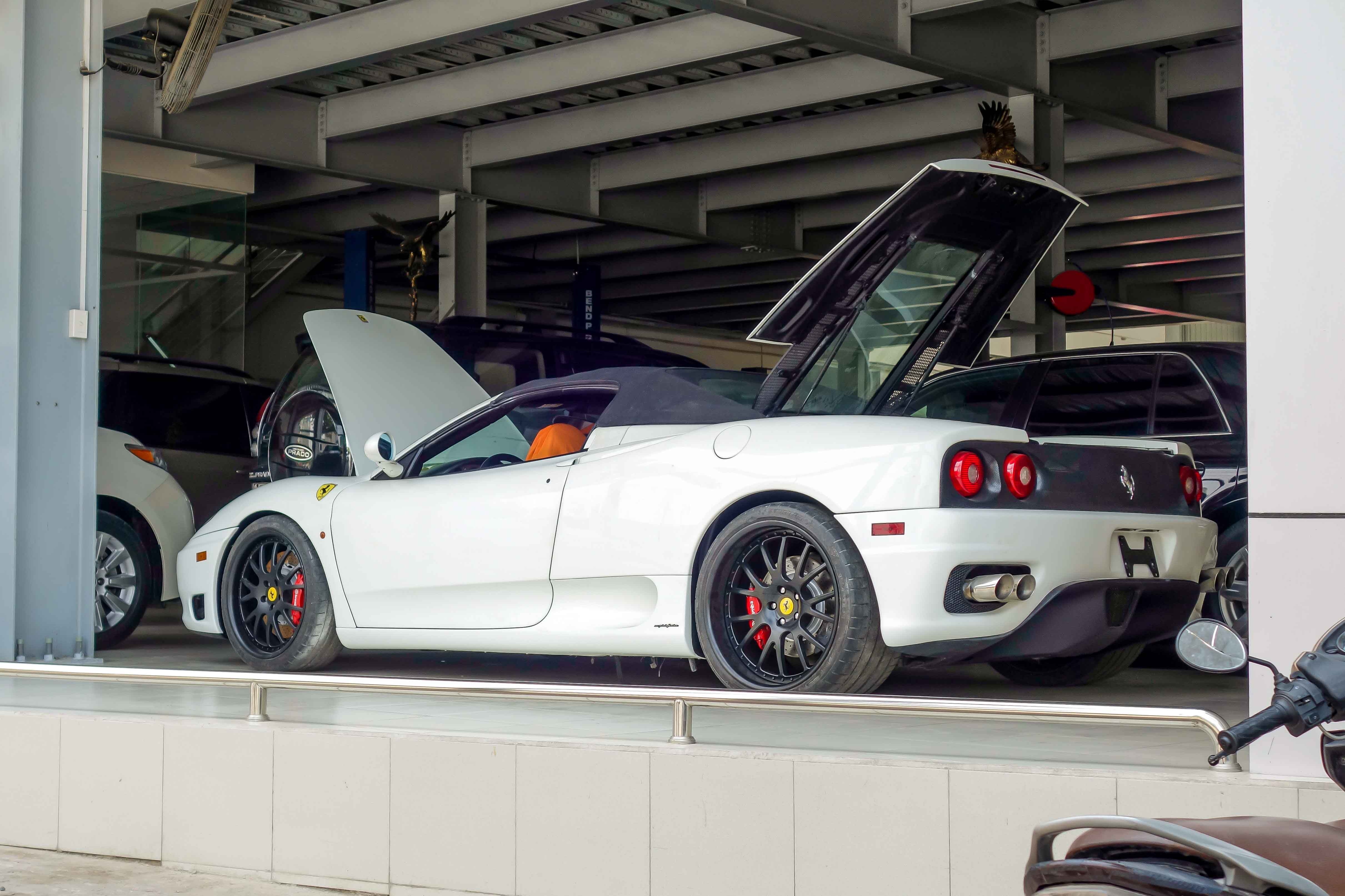 Ferrari mau trang du chung loai cua dai gia Viet hinh anh