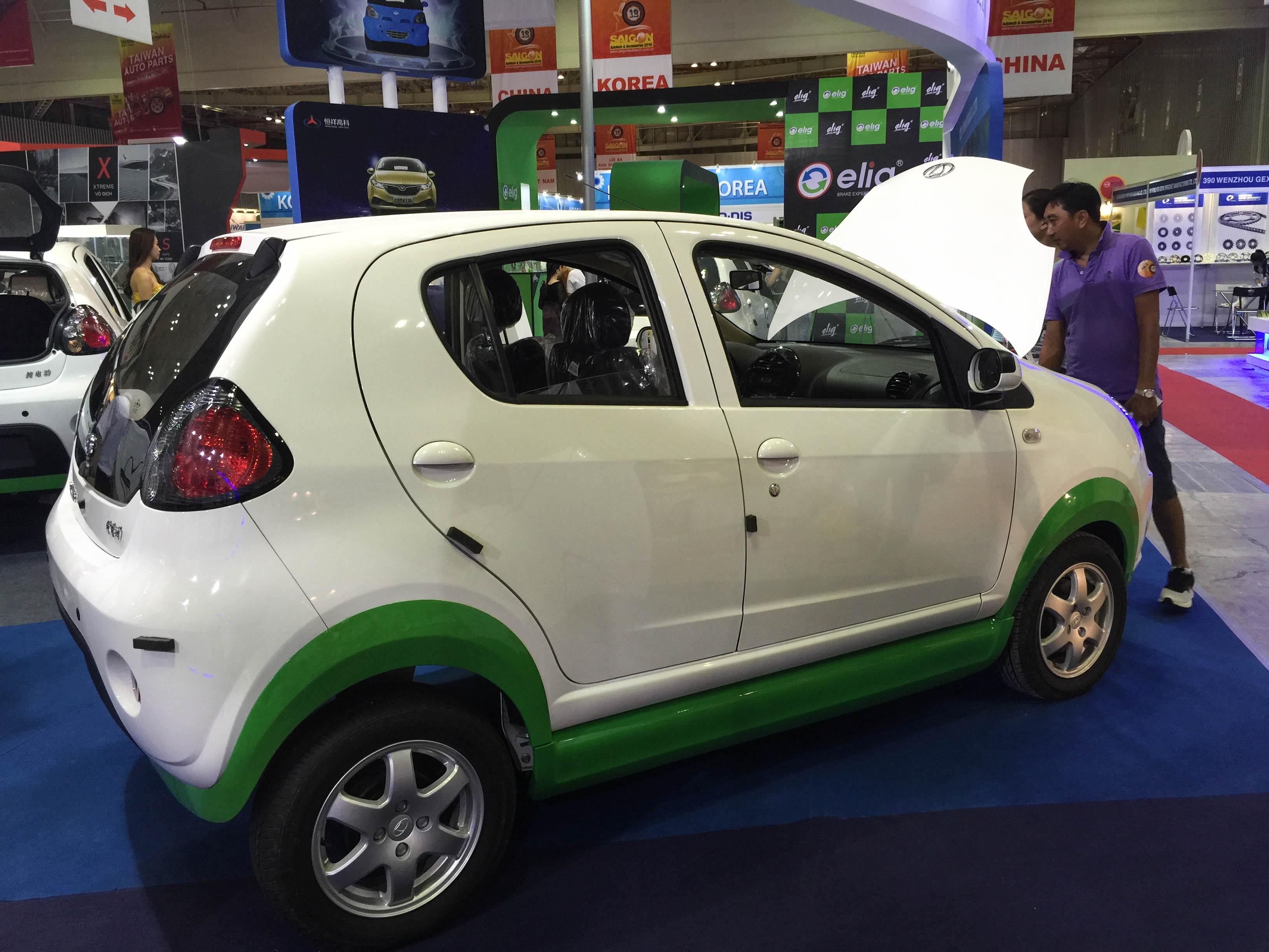 Xe dien Trung Quoc ban o Viet Nam anh 4