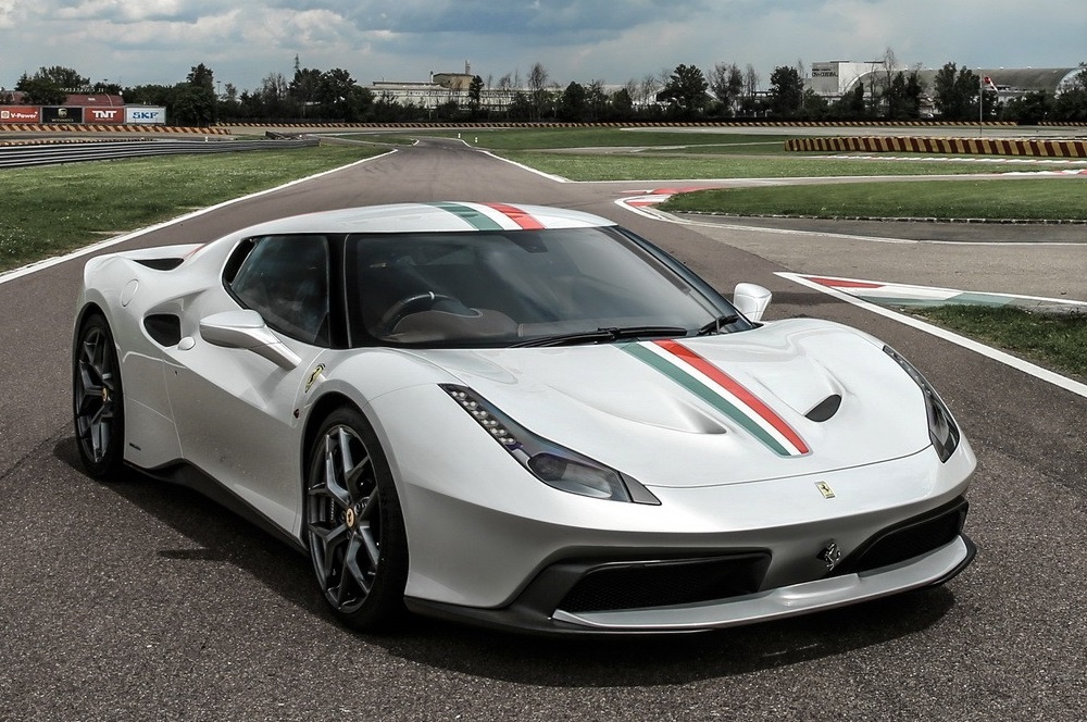 Ferrari che tao xe doc cho ty phu an danh hinh anh