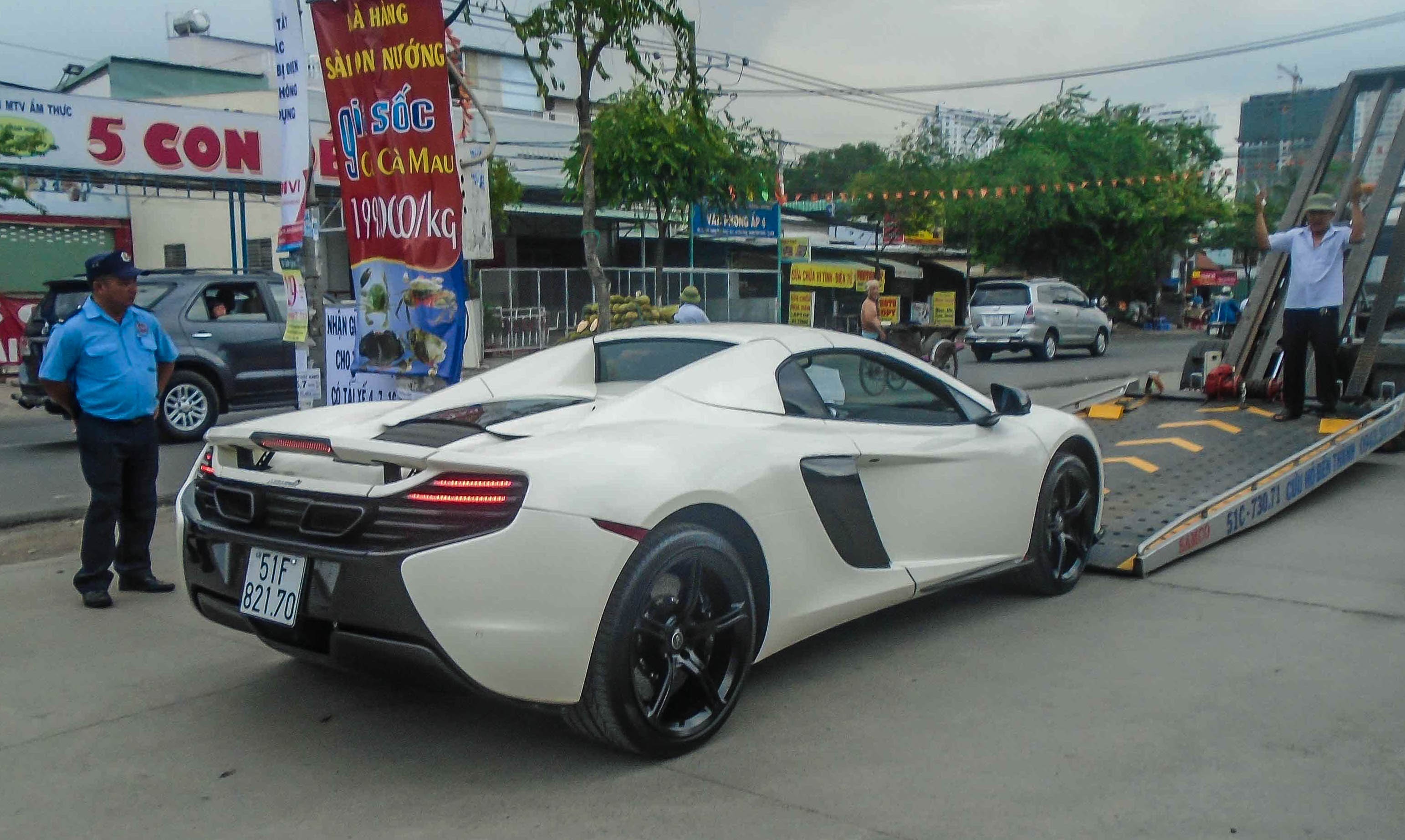 Sieu xe McLaren 650S mau trang anh 3