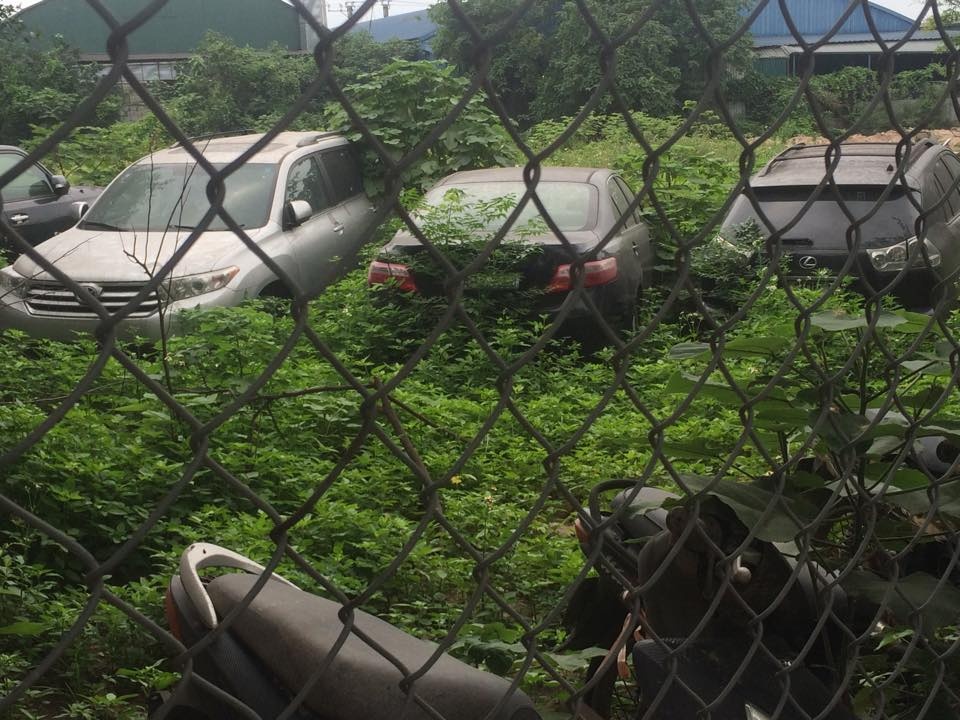 Sieu xe bi bo hoang o Trung Quoc anh 6