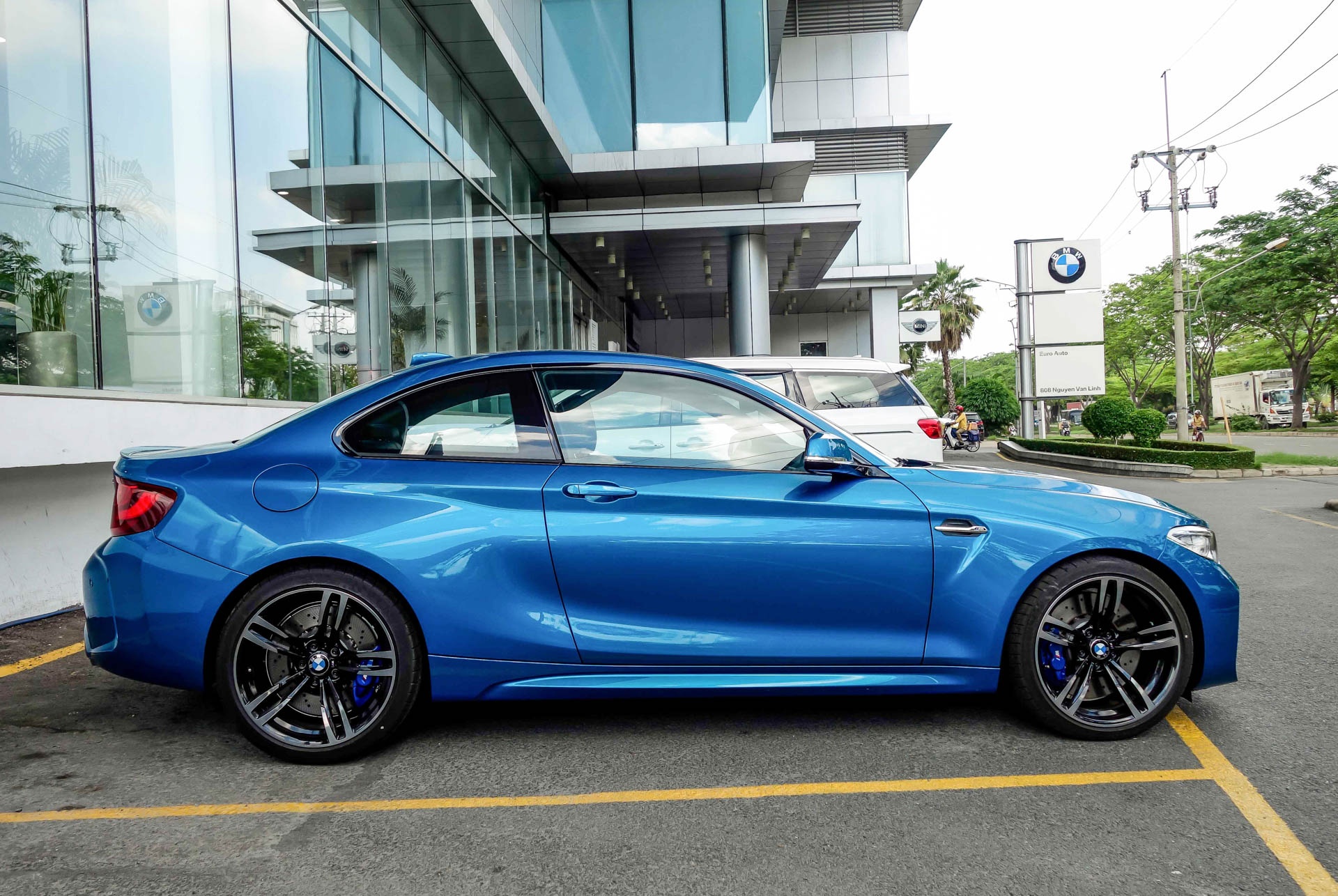 BMW M2 dau tien tai Viet Nam anh 4