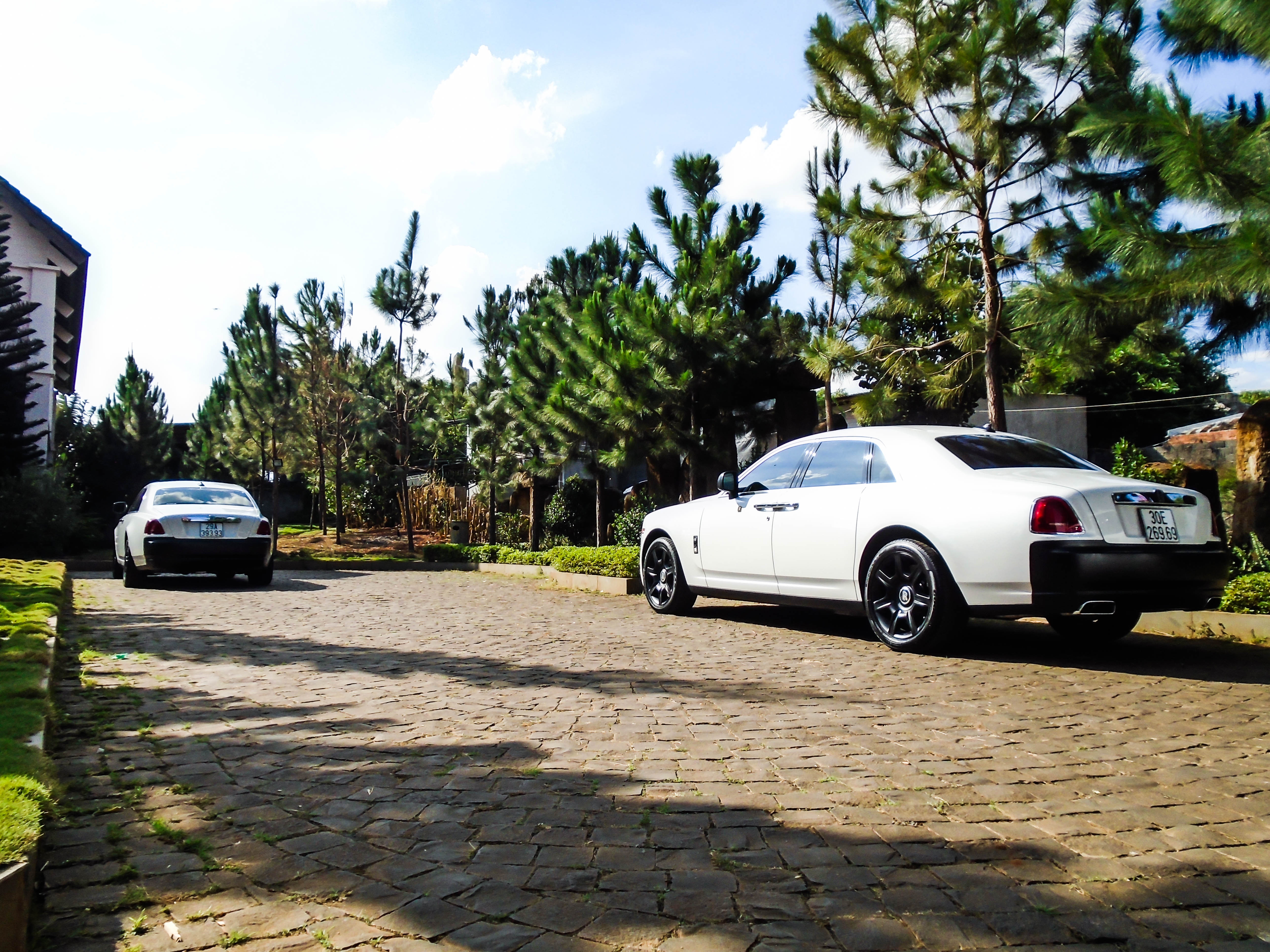 Rolls-Royce cua dai gia Trung Nguyen anh 5