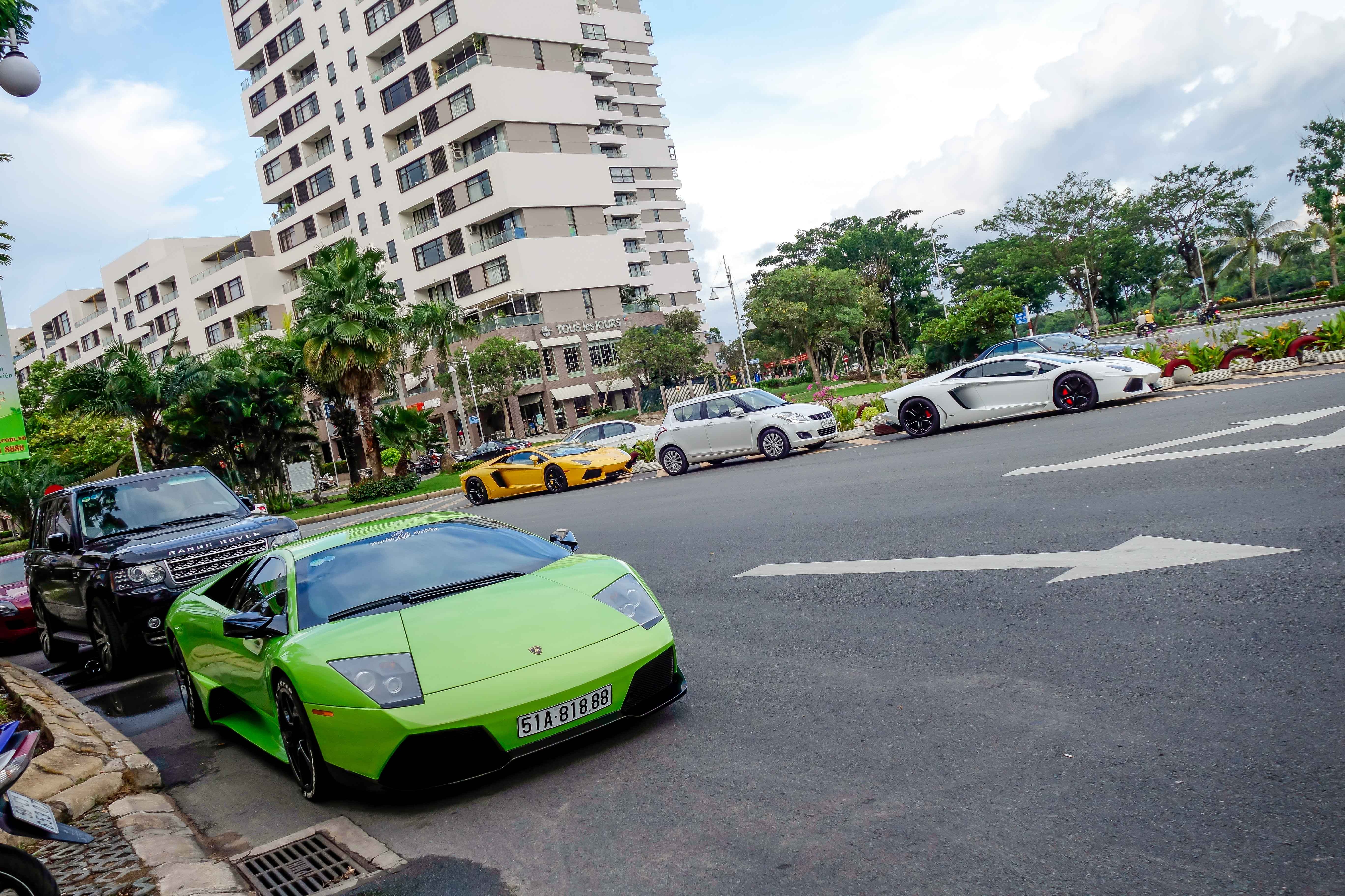 Sieu xe cua dai gia Sai Gon anh 1