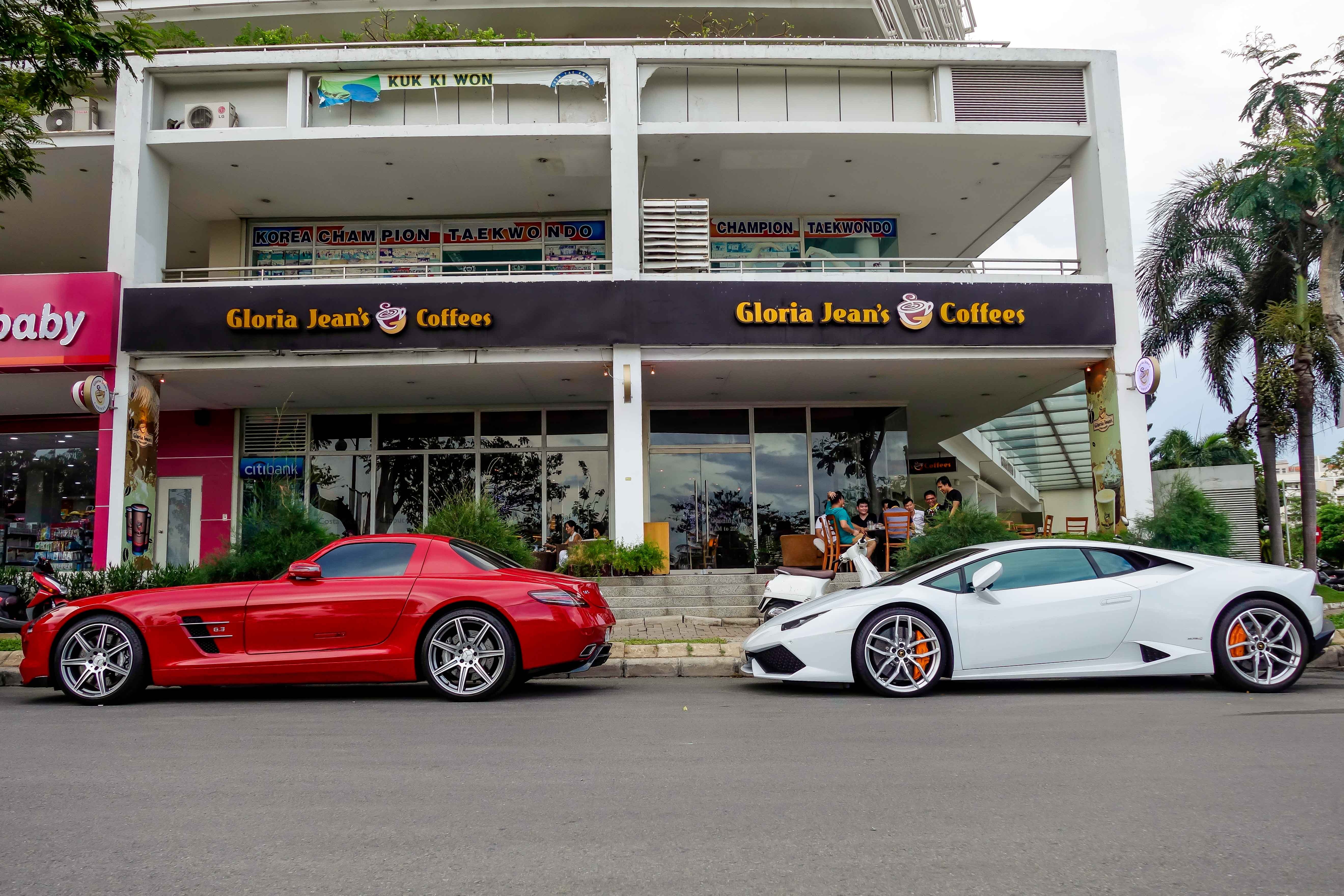 Sieu xe cua dai gia Sai Gon anh 2