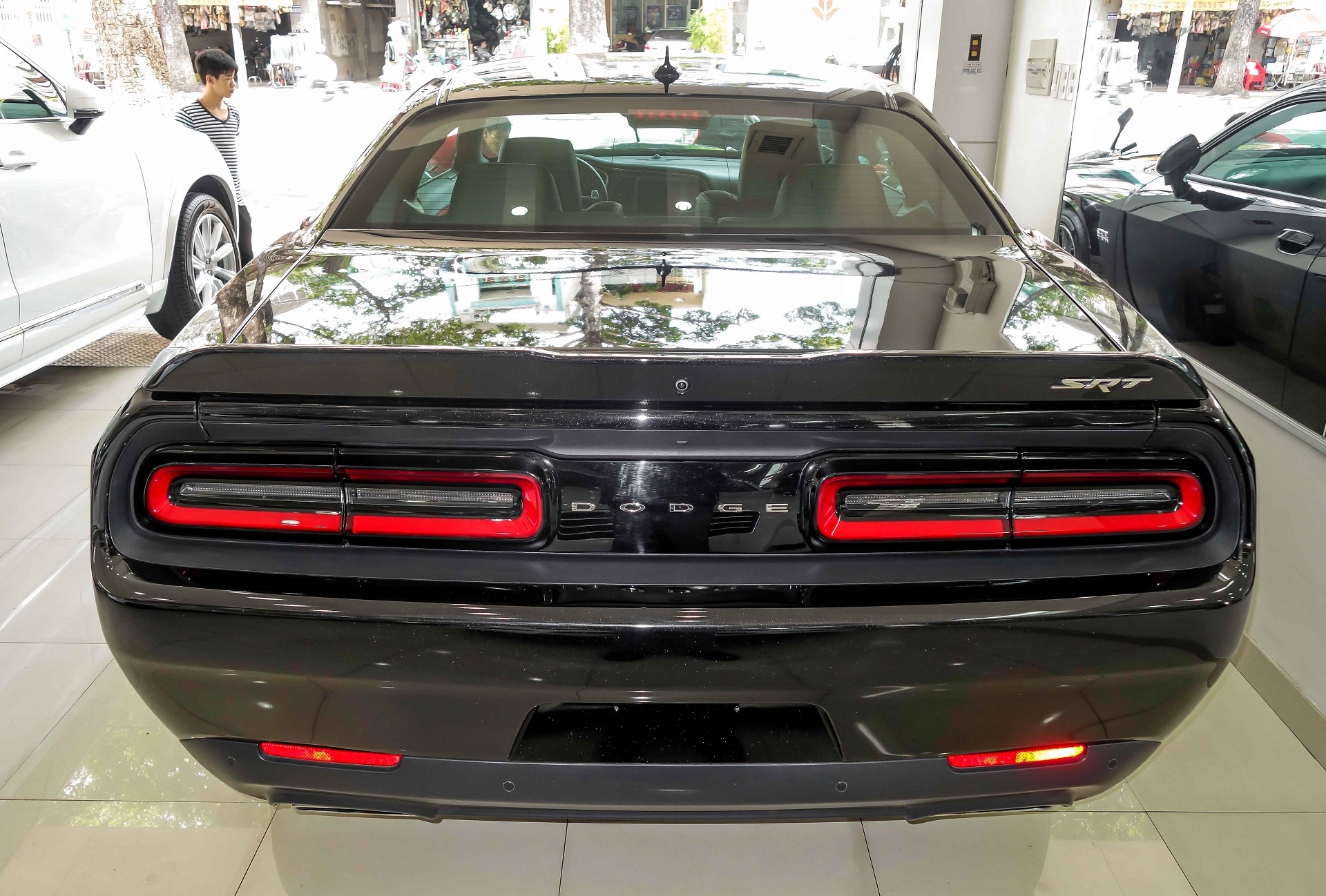 Challenger 392 Hemi dau tien tai Viet Nam anh 12