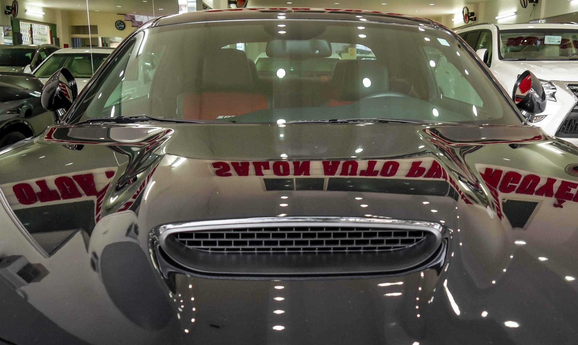 Challenger 392 Hemi dau tien tai Viet Nam anh 7