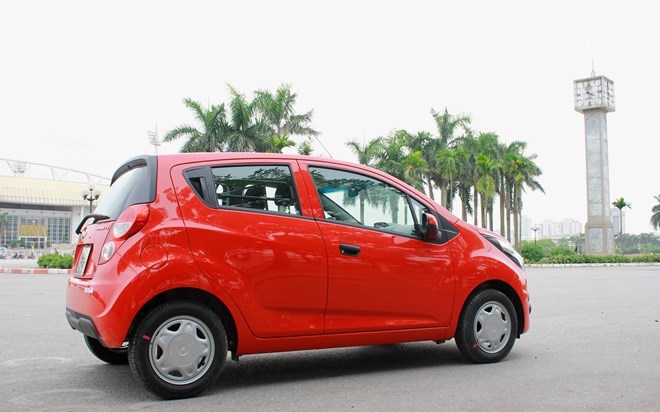Chevrolet Spark Duo 2016 anh 4