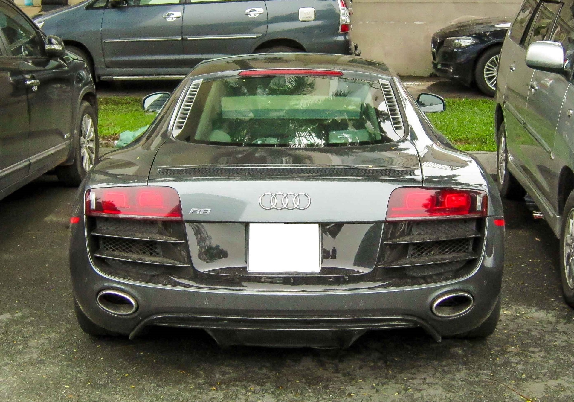 Siêu xe Audi R8 V10 màu lạ ảnh 6 Sieu xe Audi R8 V10 mau la anh 6