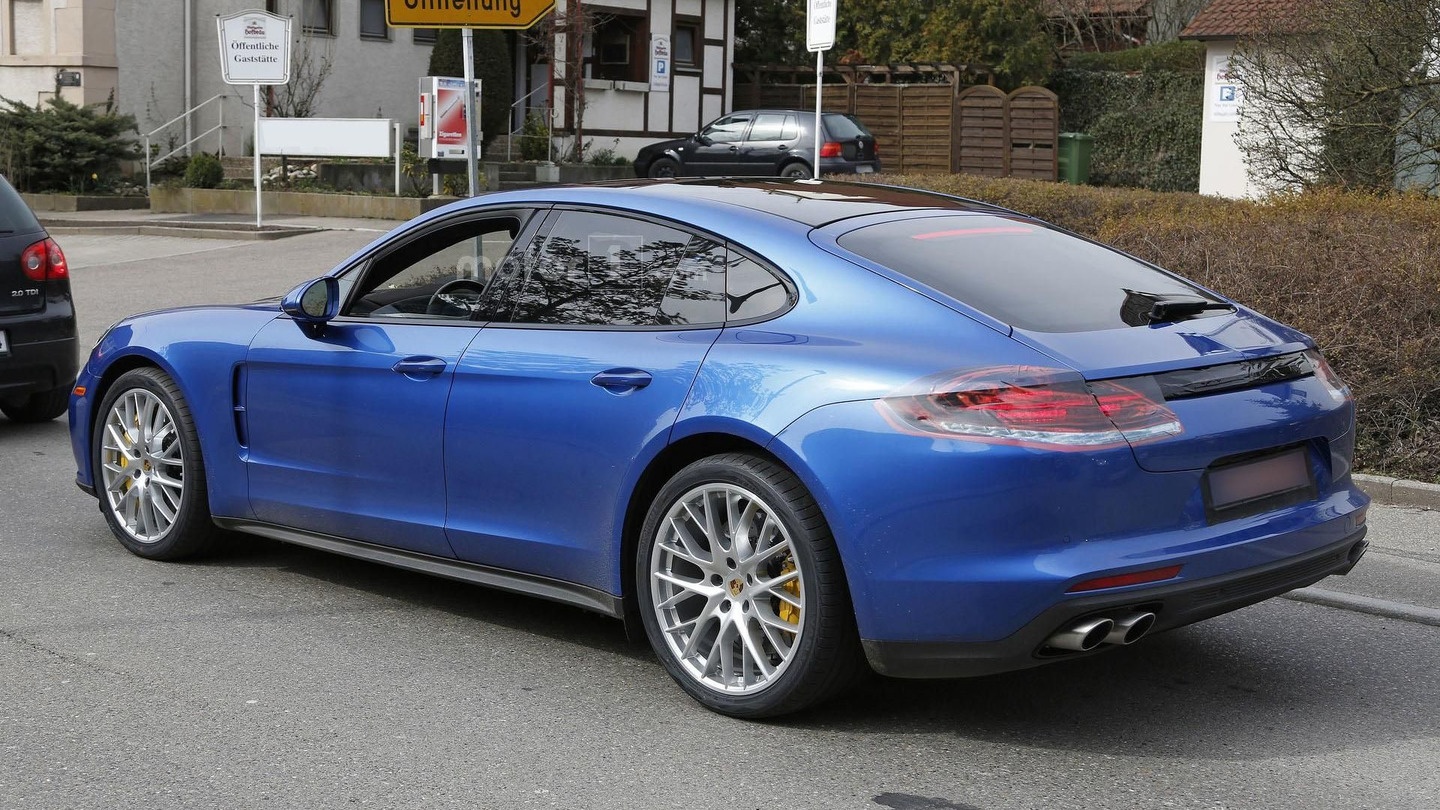 Porsche Panamera 2017 lộ diện ảnh 2 Porsche Panamera 2017 lo dien anh 2