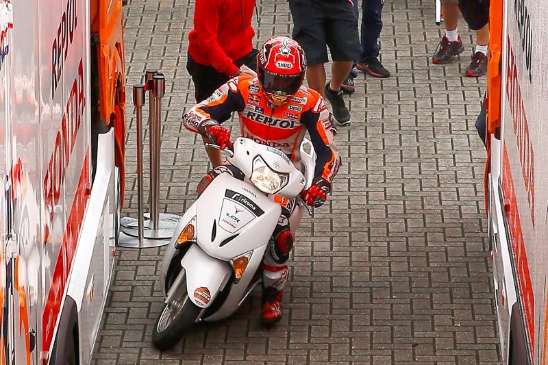 Marquez chay Honda Lead sau khi 'nga ngua' tai MotoGP hinh anh