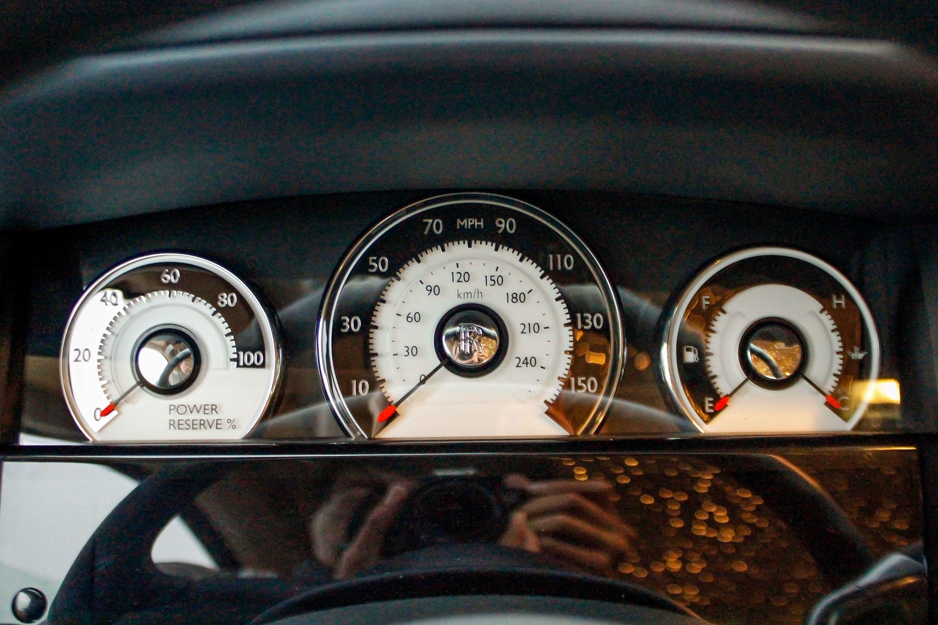 Thieu gia Phan Thanh mua Rolls-Royce Wraith anh 12