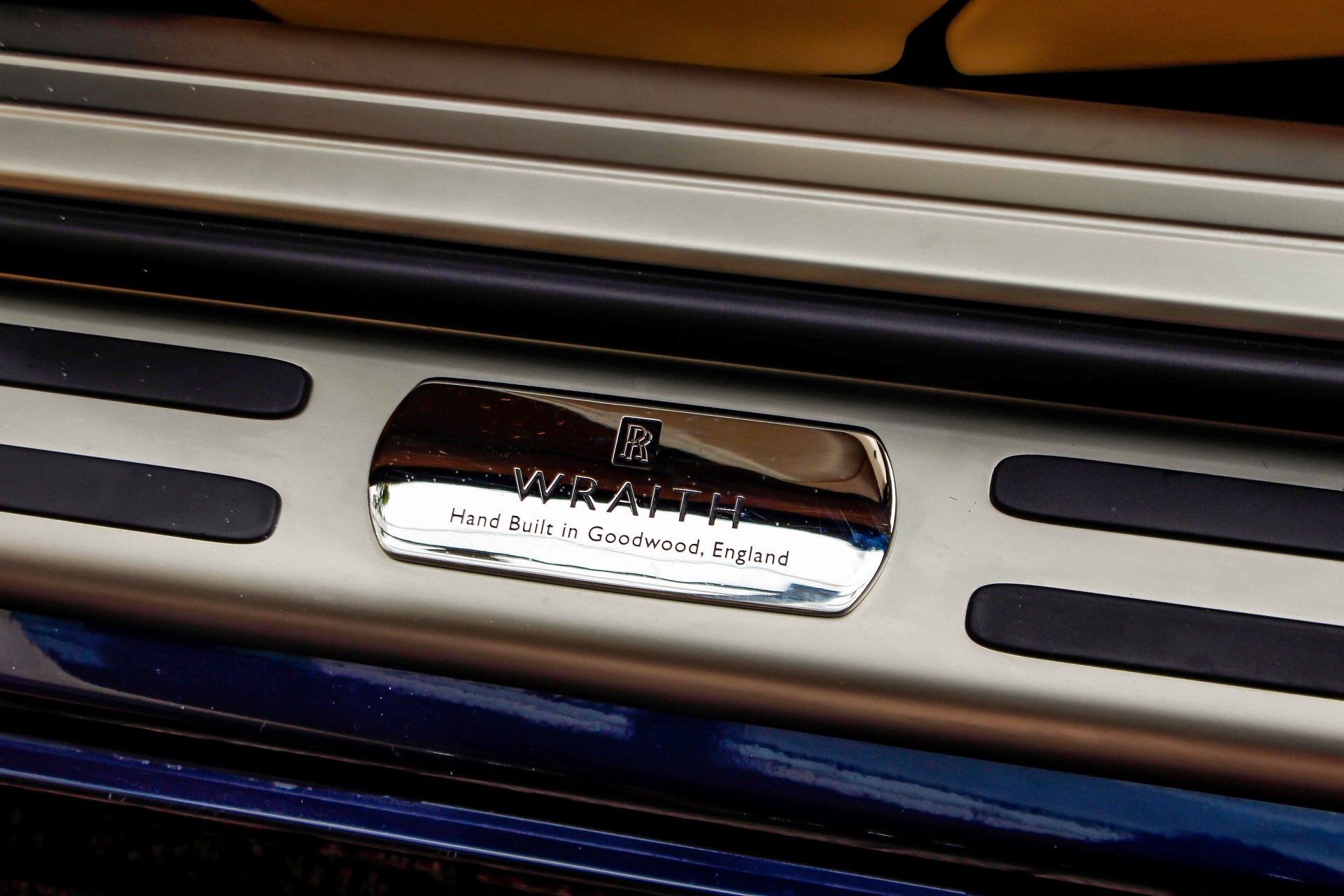 Thieu gia Phan Thanh mua Rolls-Royce Wraith anh 8