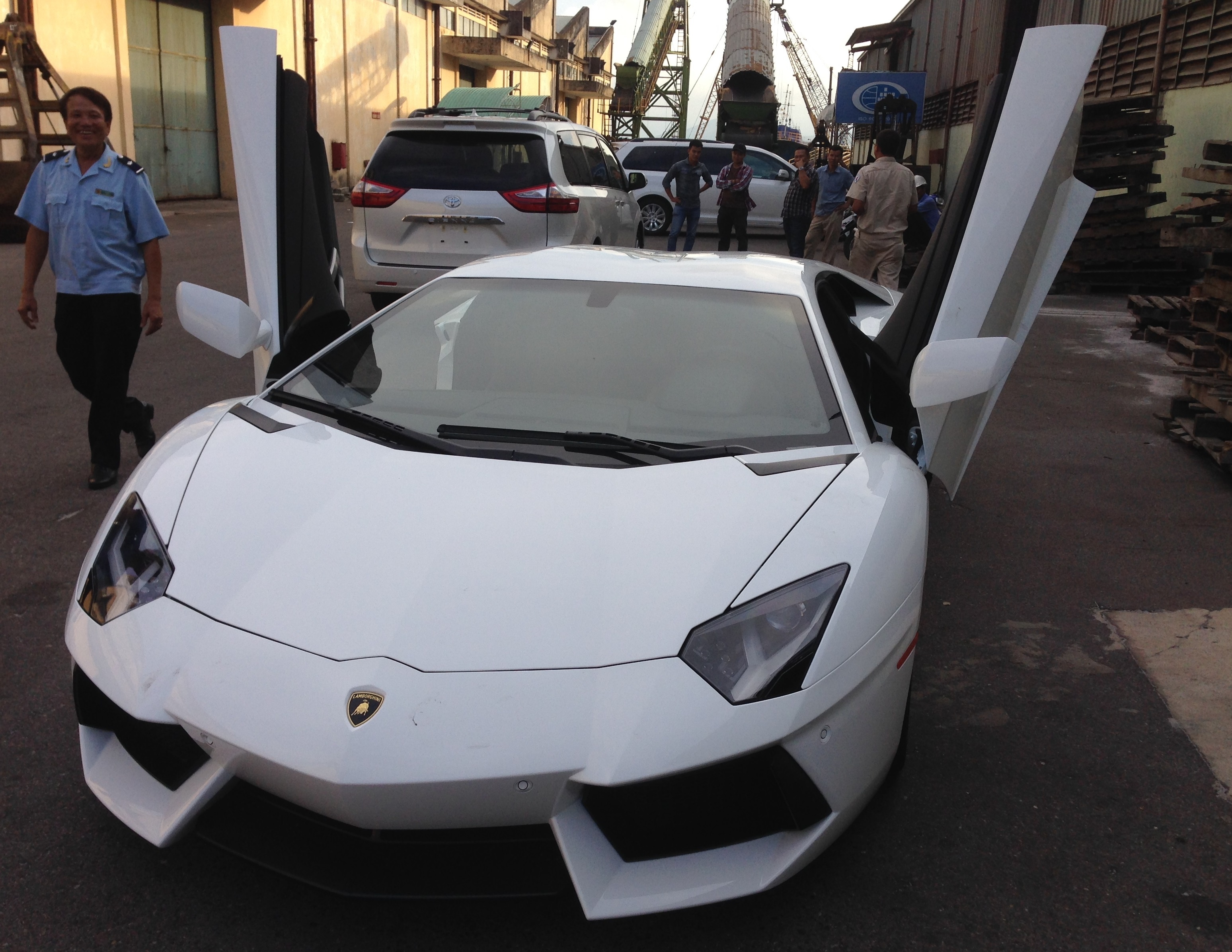 sieu xe chay thue truoc 1/7 anh 2