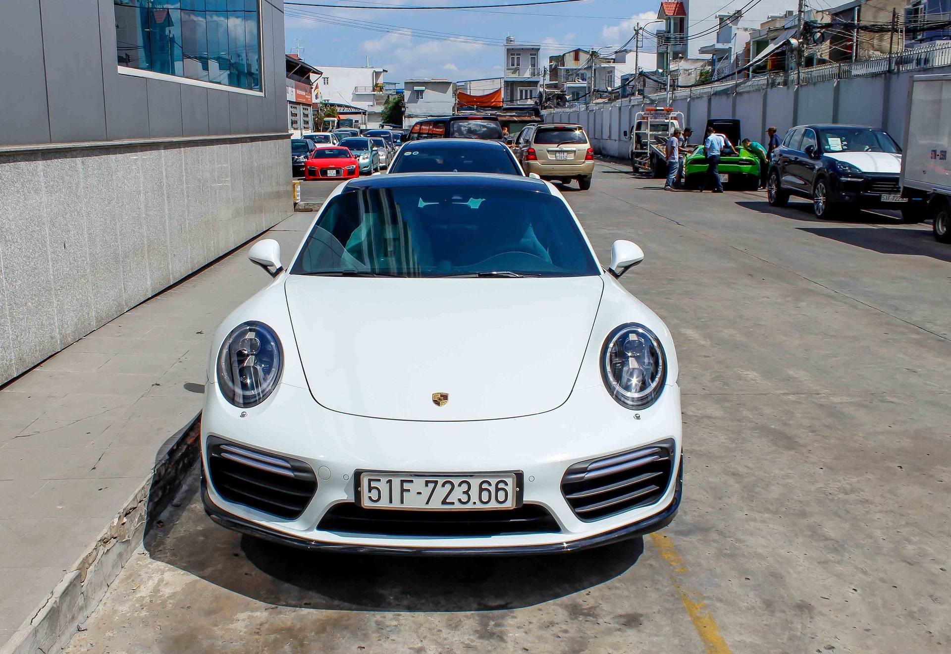 Sieu xe Viet Nam tang thue anh 13