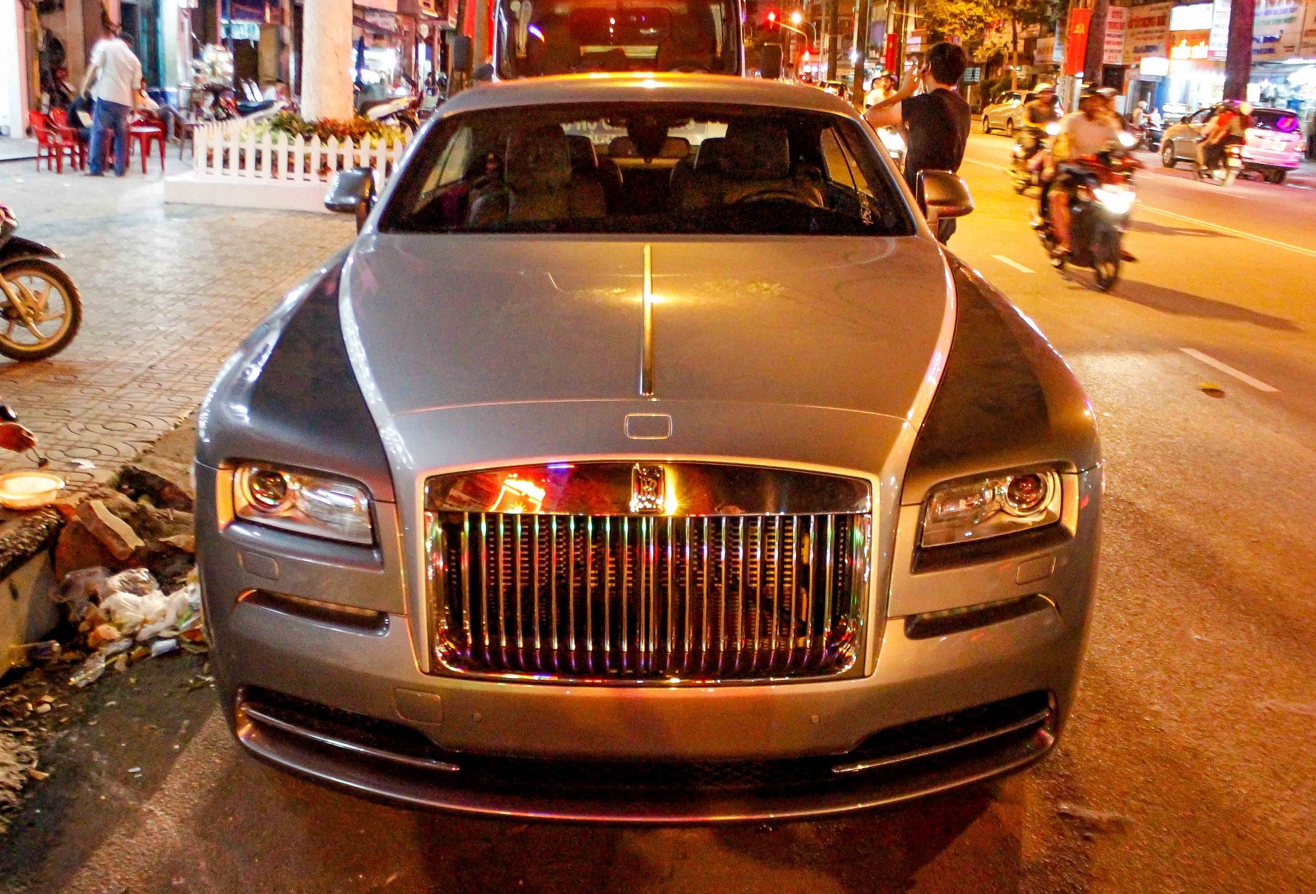 Sieu xe Viet Nam tang thue anh 8