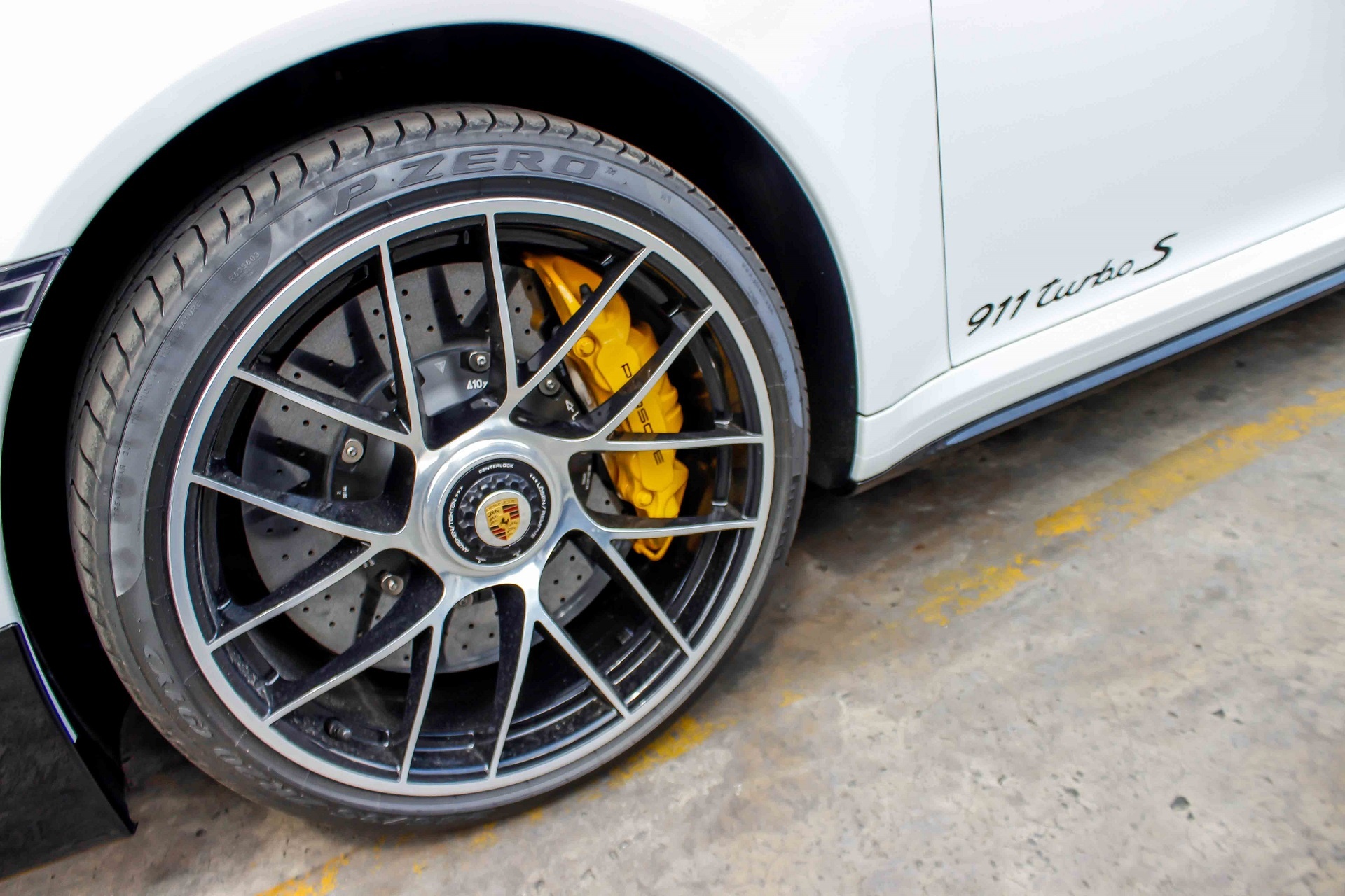 Porche Turbo S tai Viet Nam anh 7