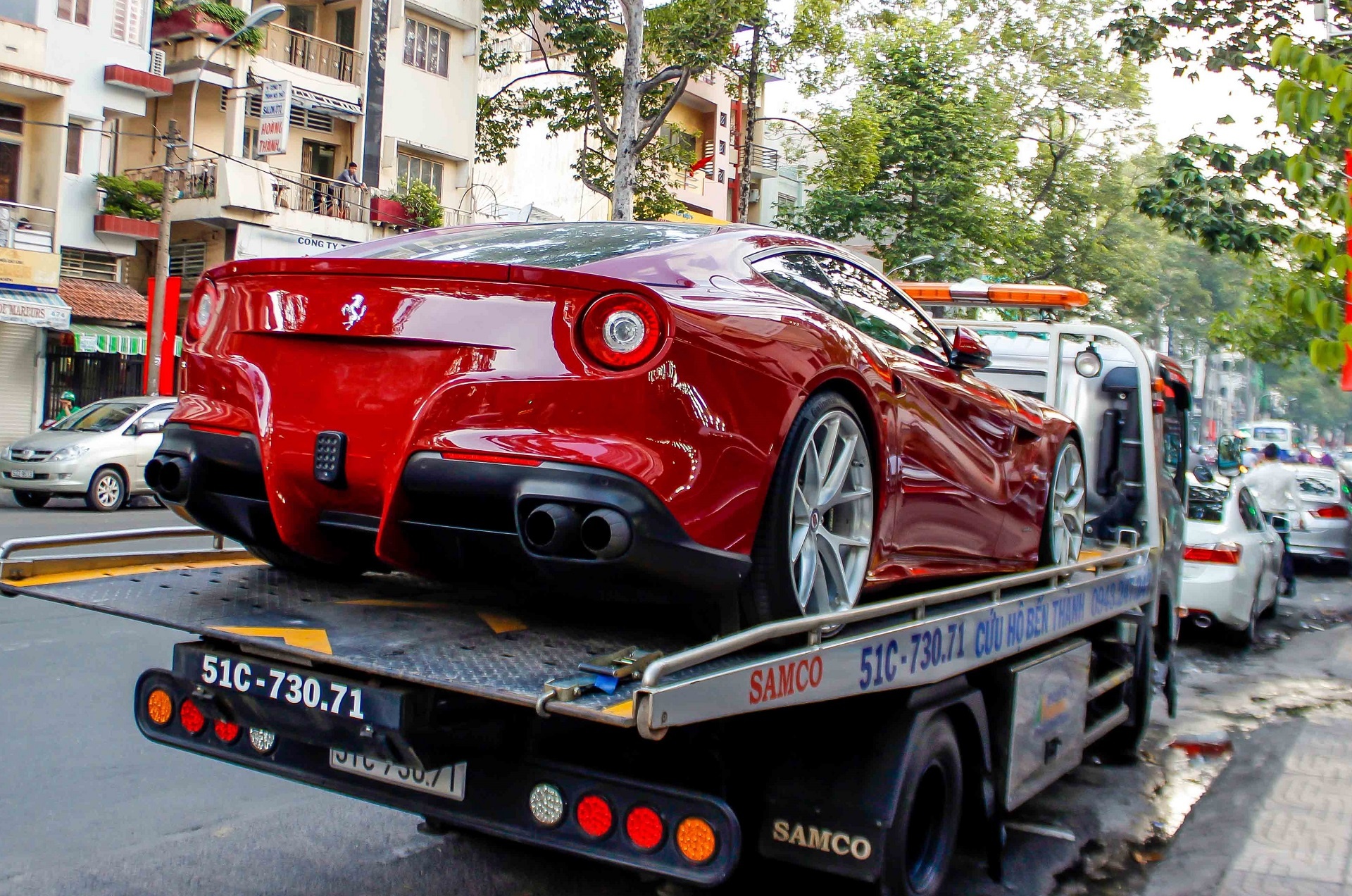 Ferrari F12 do ve Viet Nam anh 1