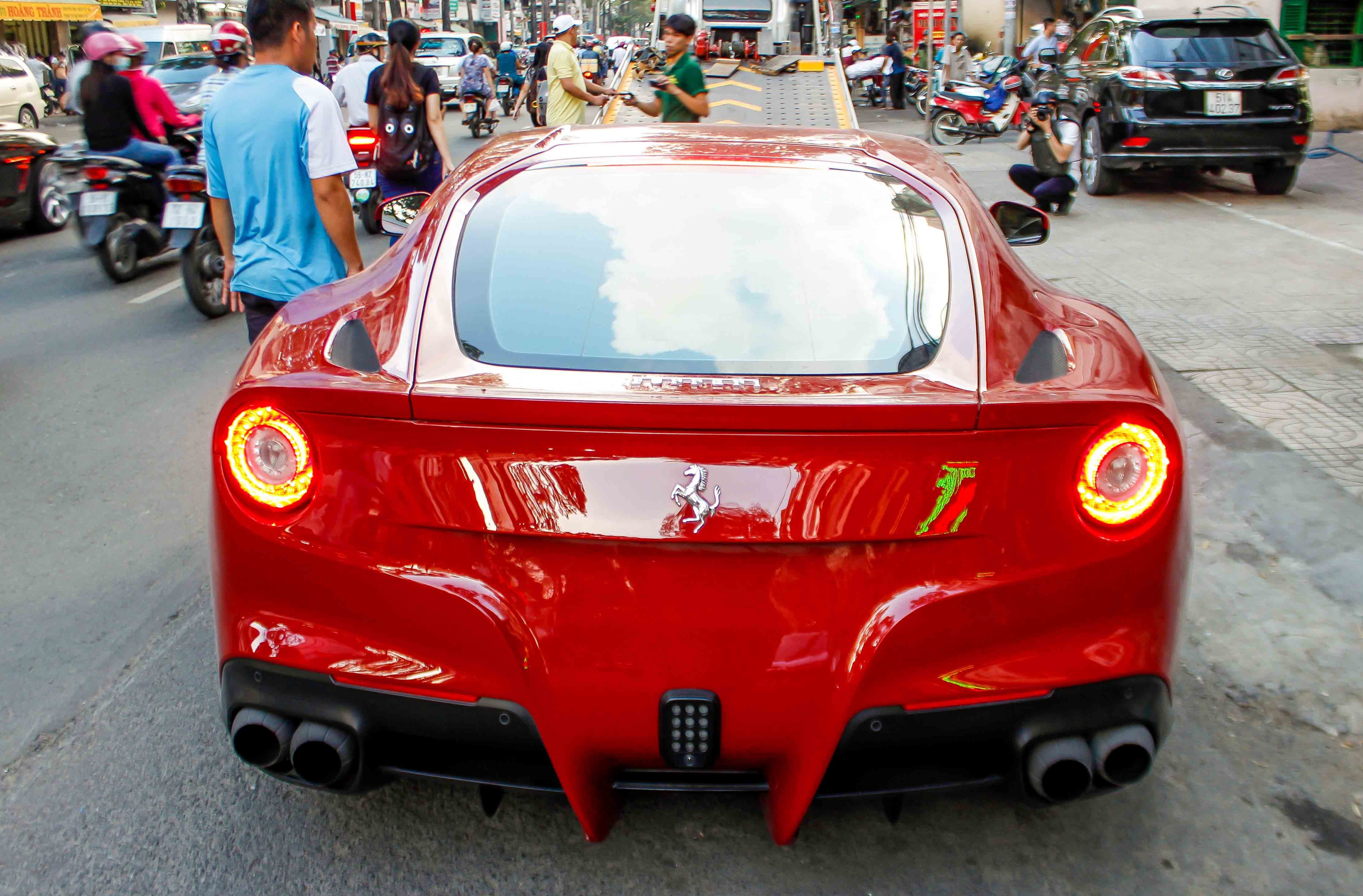 Ferrari F12 do ve Viet Nam anh 3