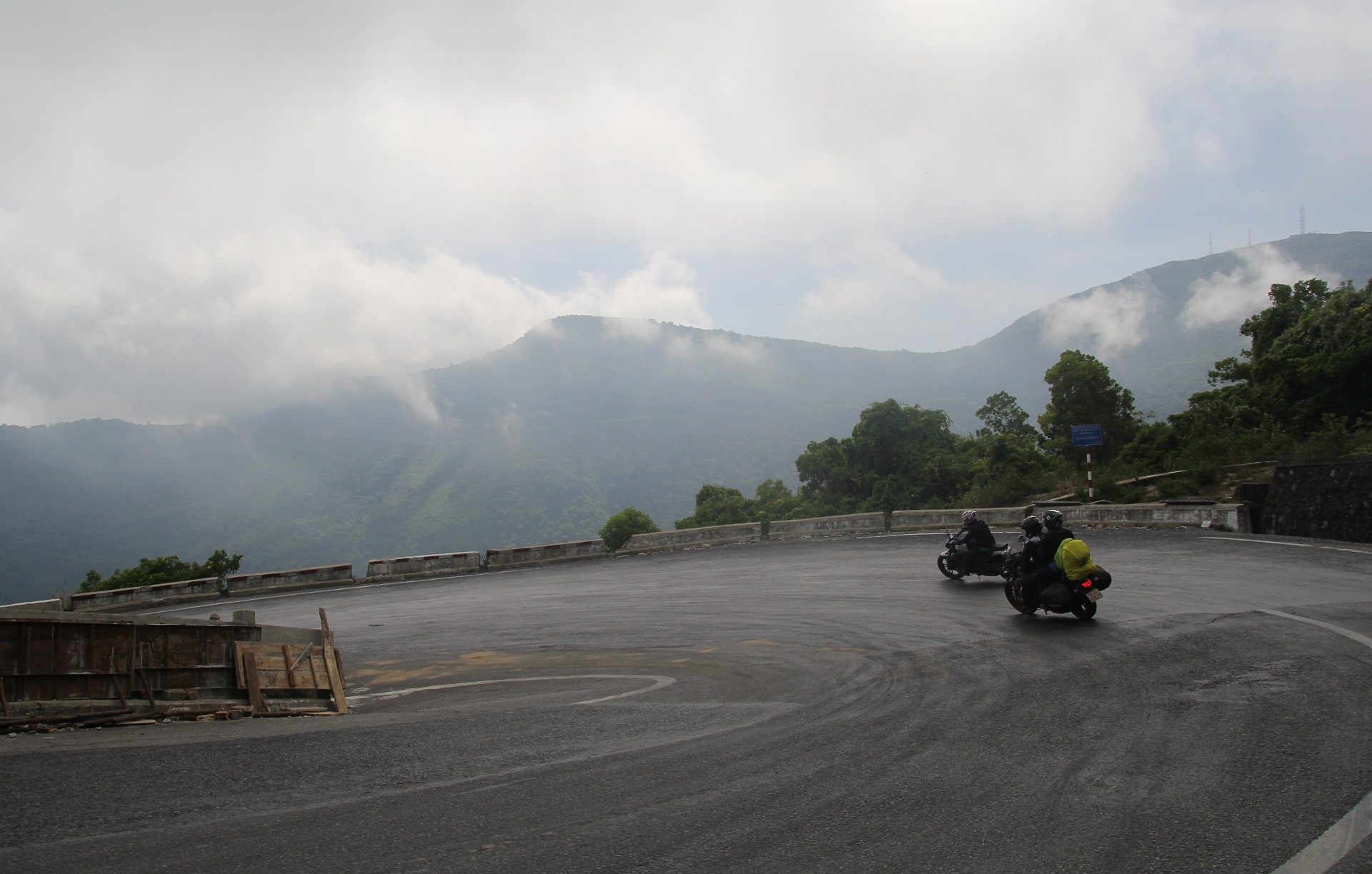 phuot xuyen Viet bang Kawasaki anh 9