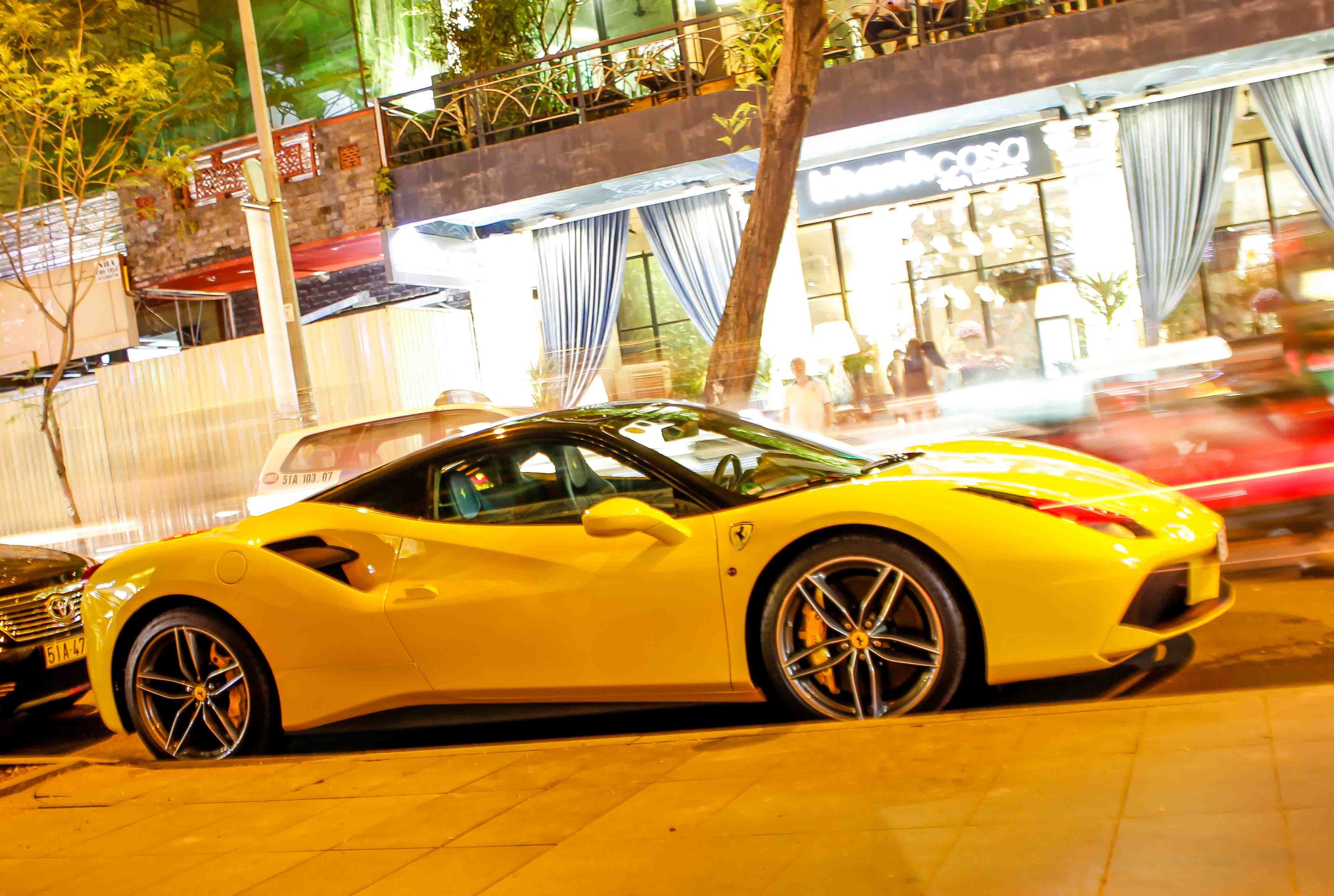 siêu xe Ferrari 488 tại Việt Nam ảnh 1 sieu xe Ferrari 488 tai Viet Nam anh 1